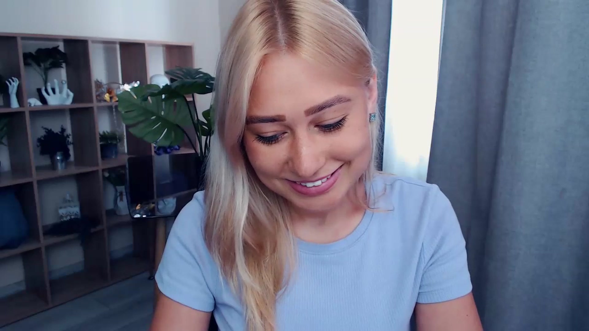Gallery image thumbnail from Kukla_kolduna's myfreecams stream on, 07/17/2023, 13:10 image 11 of 20