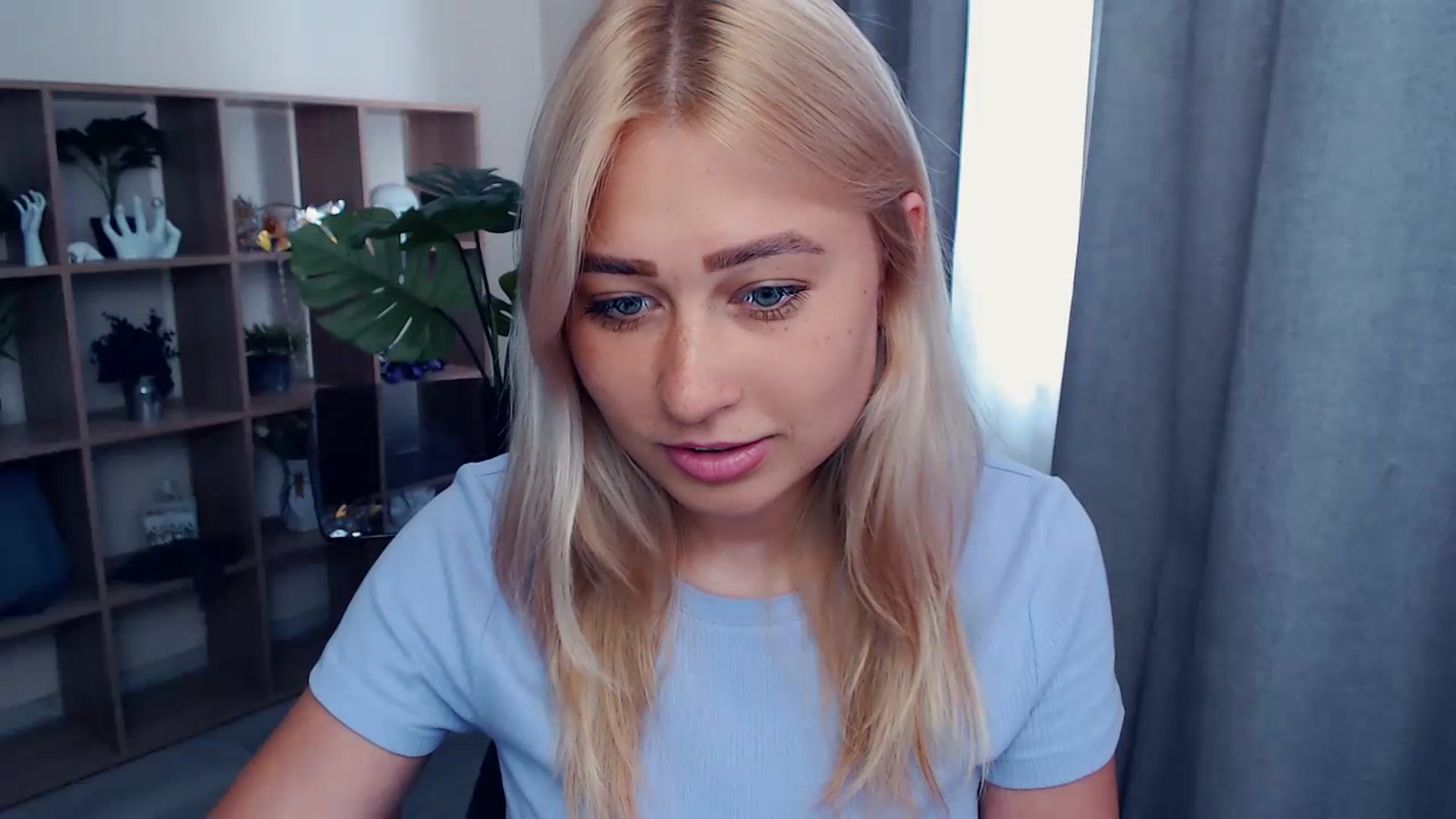 Gallery image thumbnail from Kukla_kolduna's myfreecams stream on, 07/17/2023, 13:10 image 10 of 20