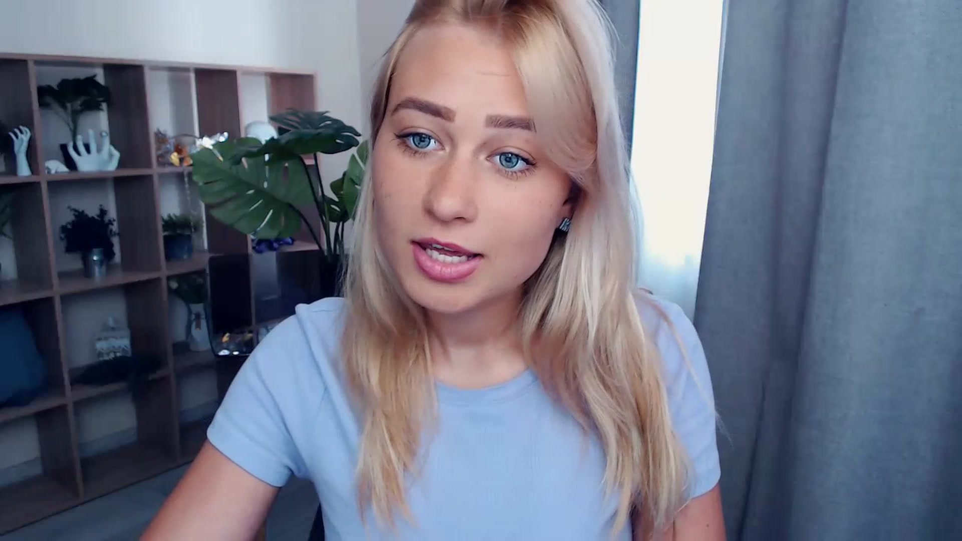 Gallery image thumbnail from Kukla_kolduna's myfreecams stream on, 07/17/2023, 13:10 image 13 of 20