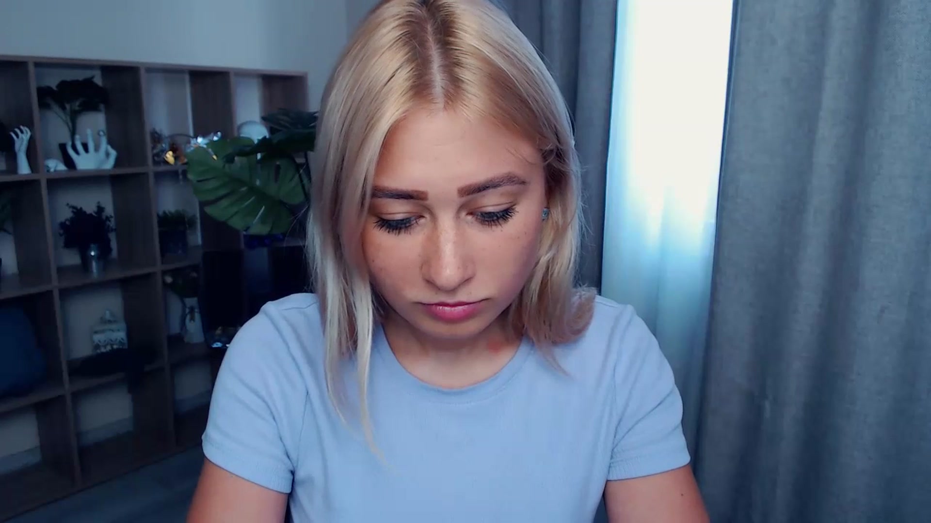 Gallery image thumbnail from Kukla_kolduna's myfreecams stream on, 07/17/2023, 15:08 image 15 of 20