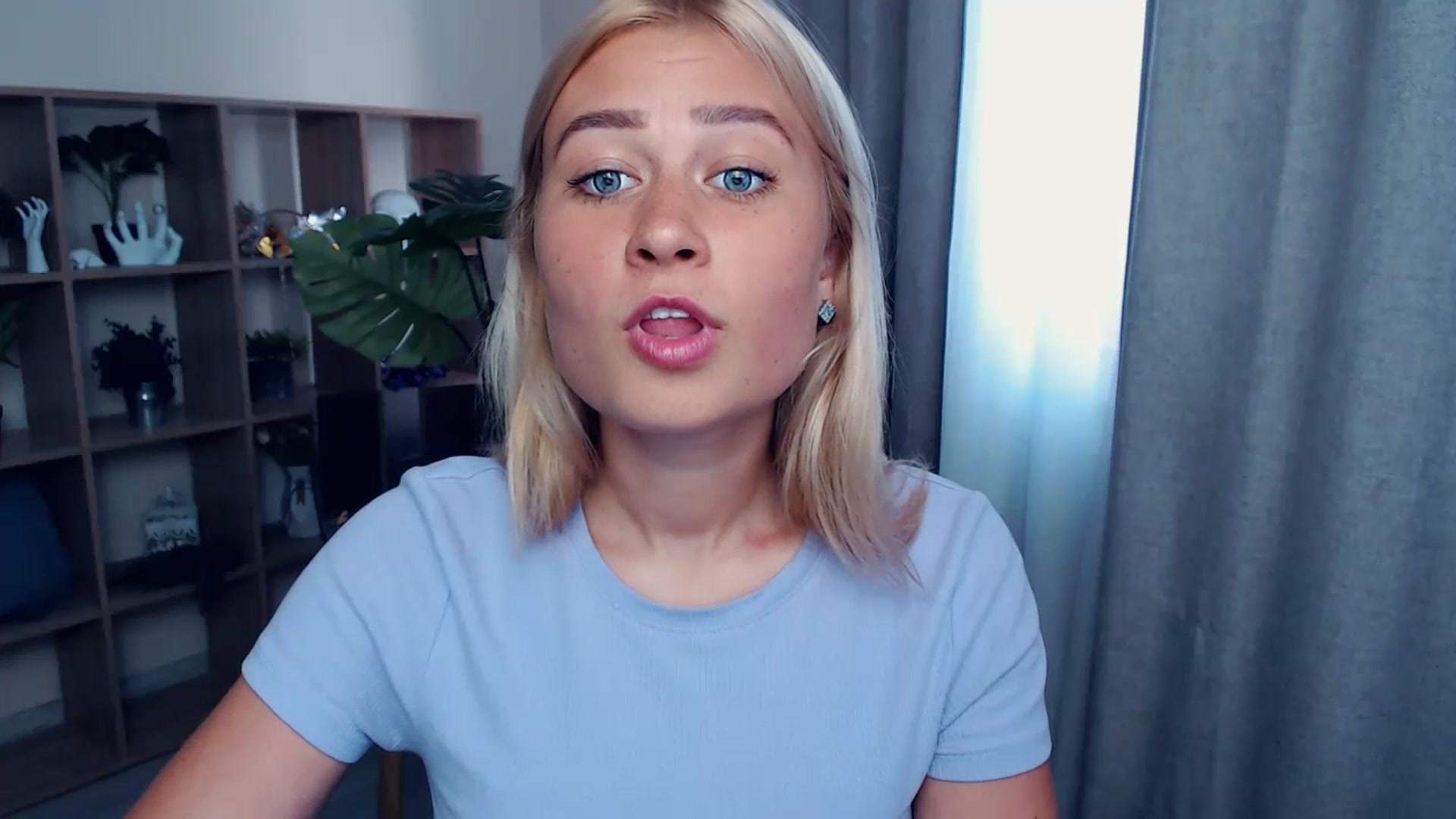 Gallery image thumbnail from Kukla_kolduna's myfreecams stream on, 07/17/2023, 15:08 image 19 of 20