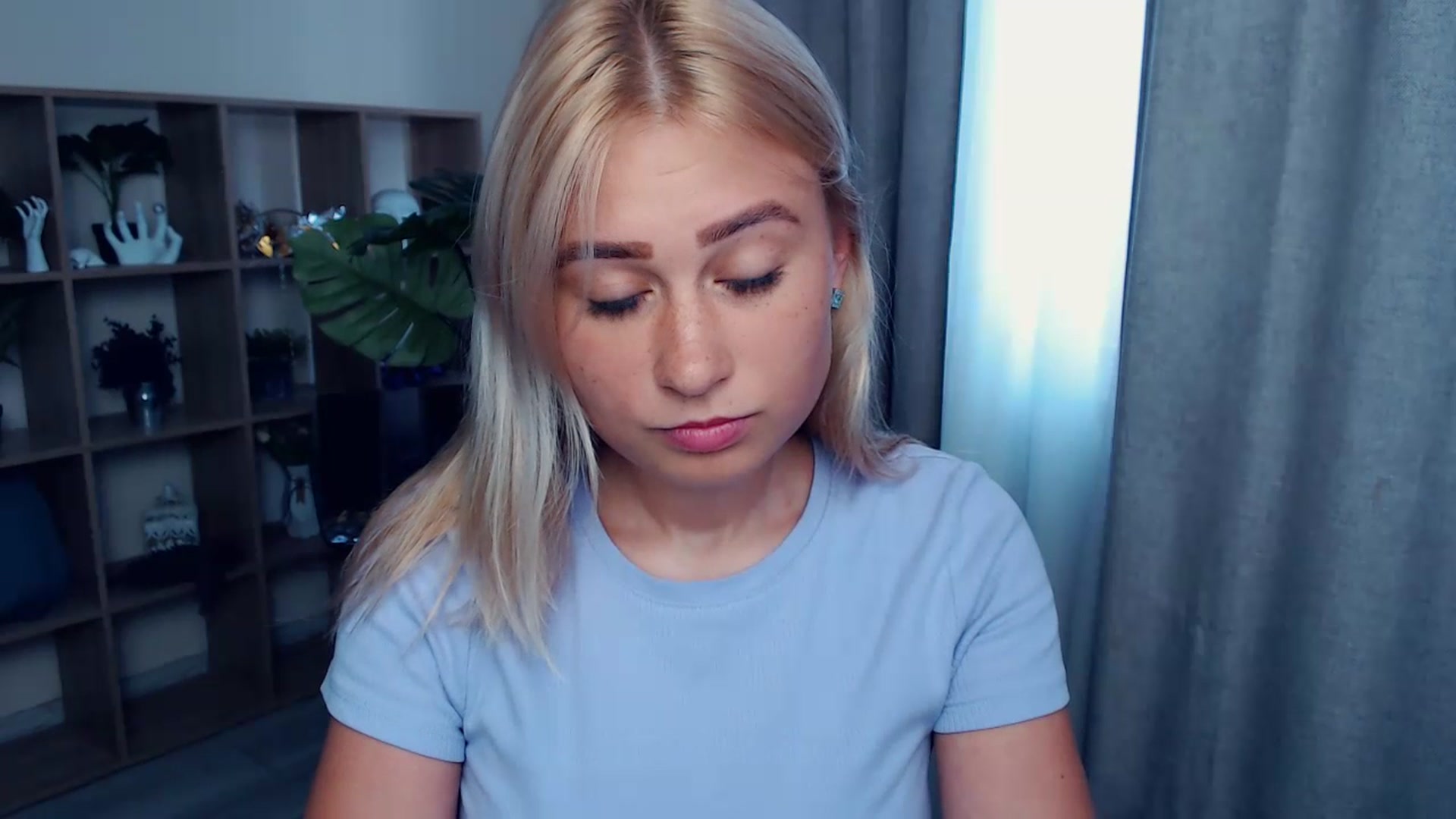 Gallery image thumbnail from Kukla_kolduna's myfreecams stream on, 07/17/2023, 15:08 image 5 of 20