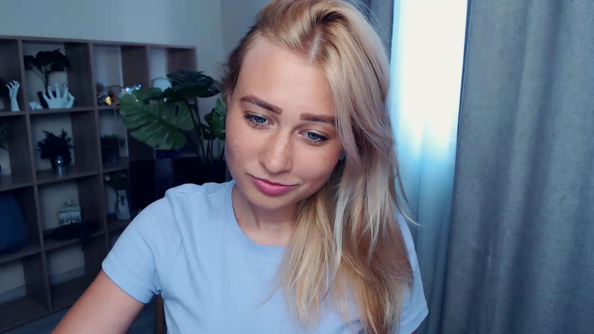 Gallery image thumbnail from Kukla_kolduna's myfreecams stream on, 07/17/2023, 15:08 image 1 of 20