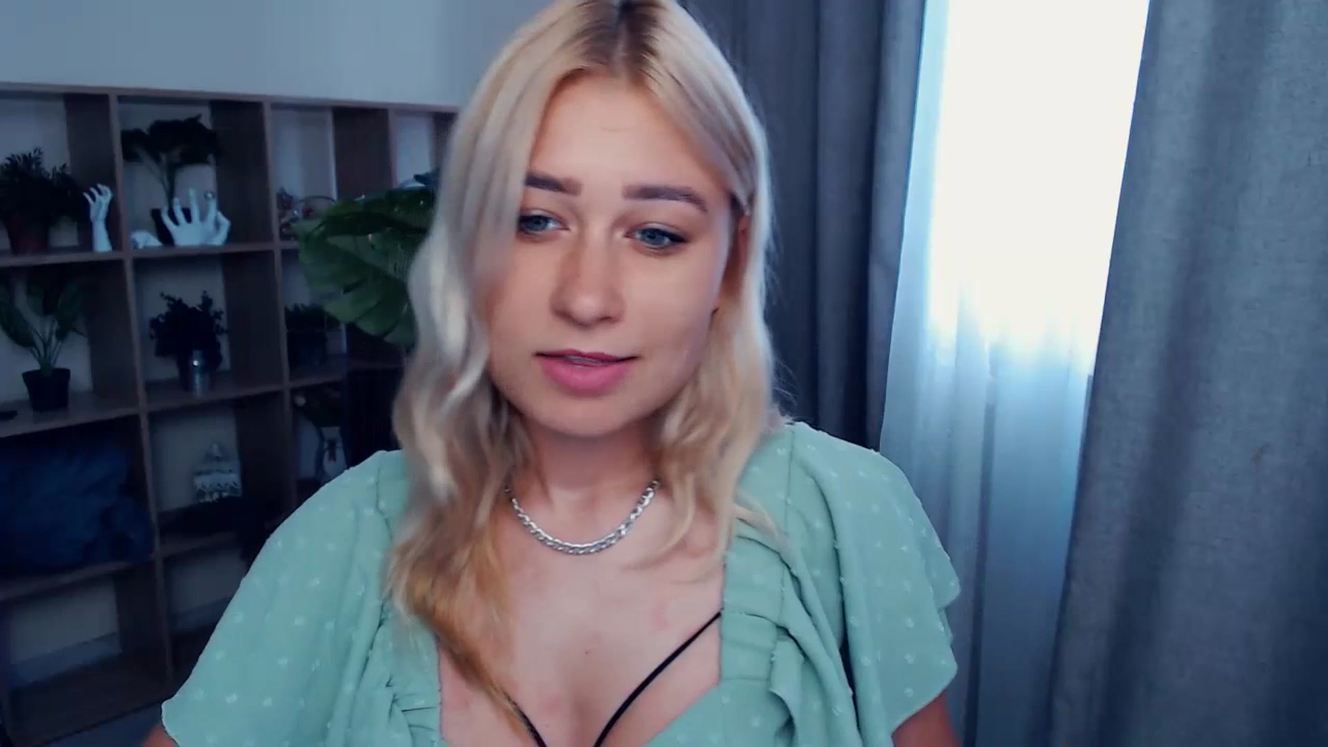 Gallery image thumbnail from Kukla_kolduna's myfreecams stream on, 07/21/2023, 12:46 image 7 of 20