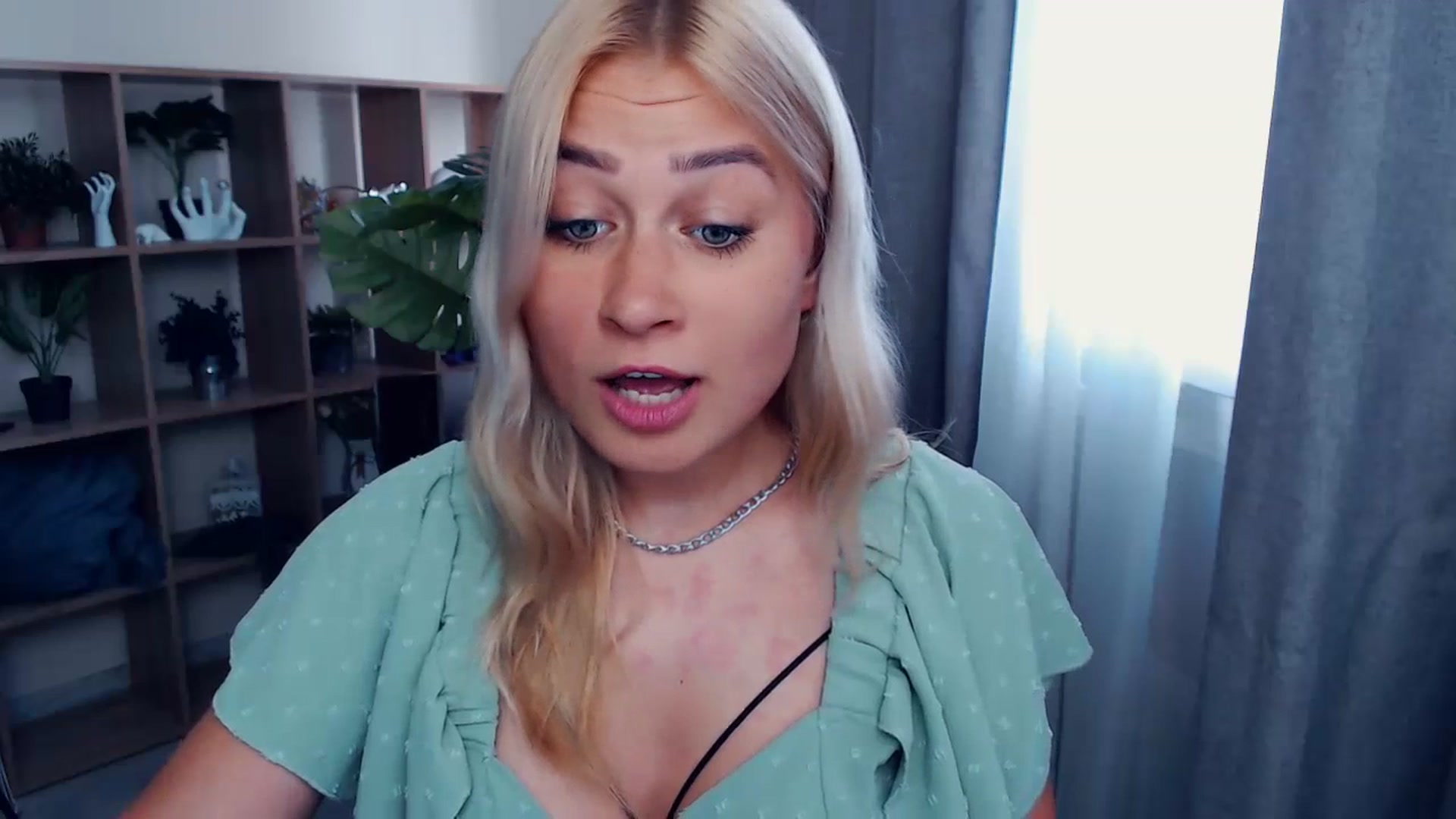 Gallery image thumbnail from Kukla_kolduna's myfreecams stream on, 07/21/2023, 14:51 image 4 of 20