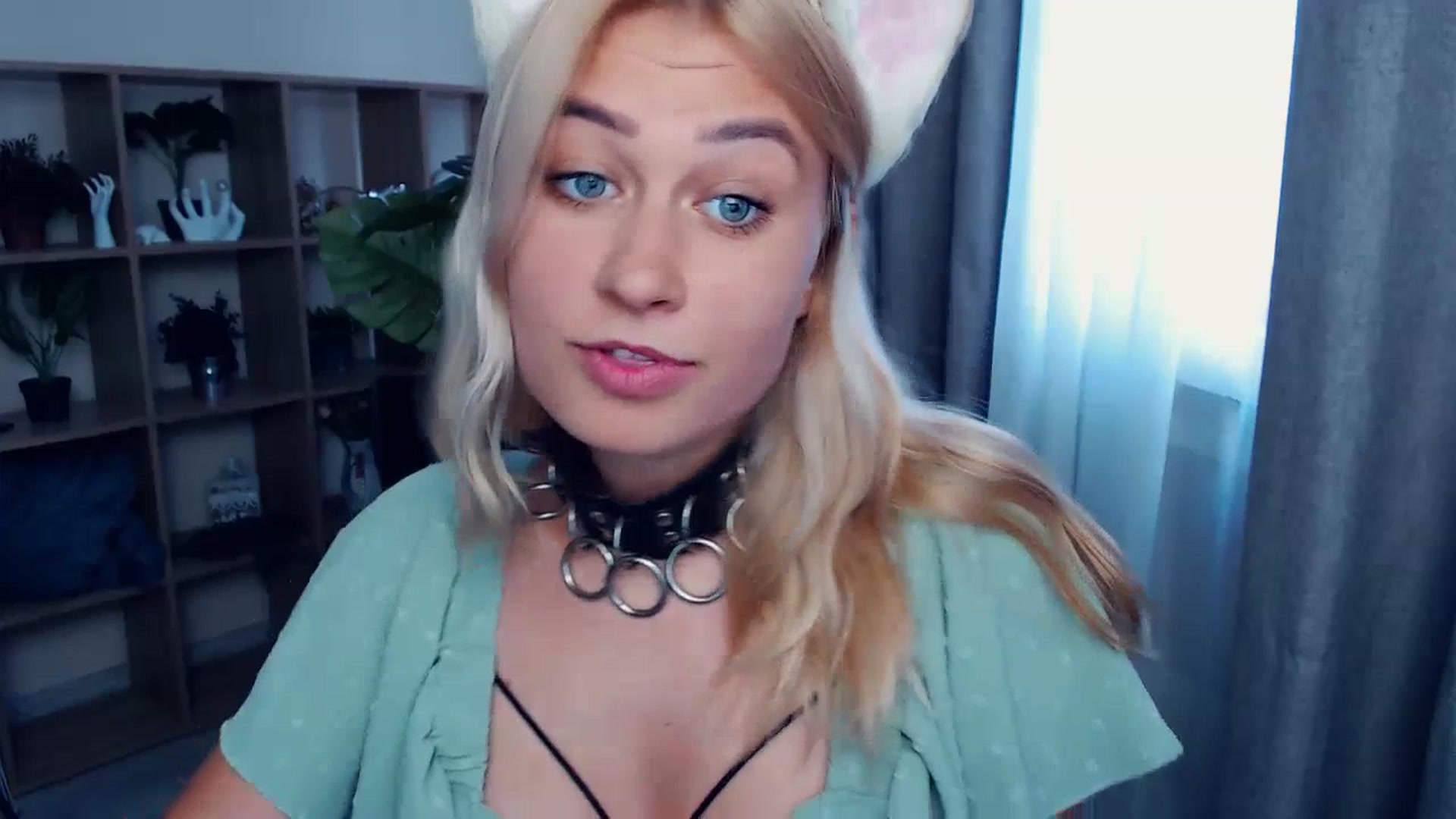 Gallery image thumbnail from Kukla_kolduna's myfreecams stream on, 07/21/2023, 16:05 image 4 of 20
