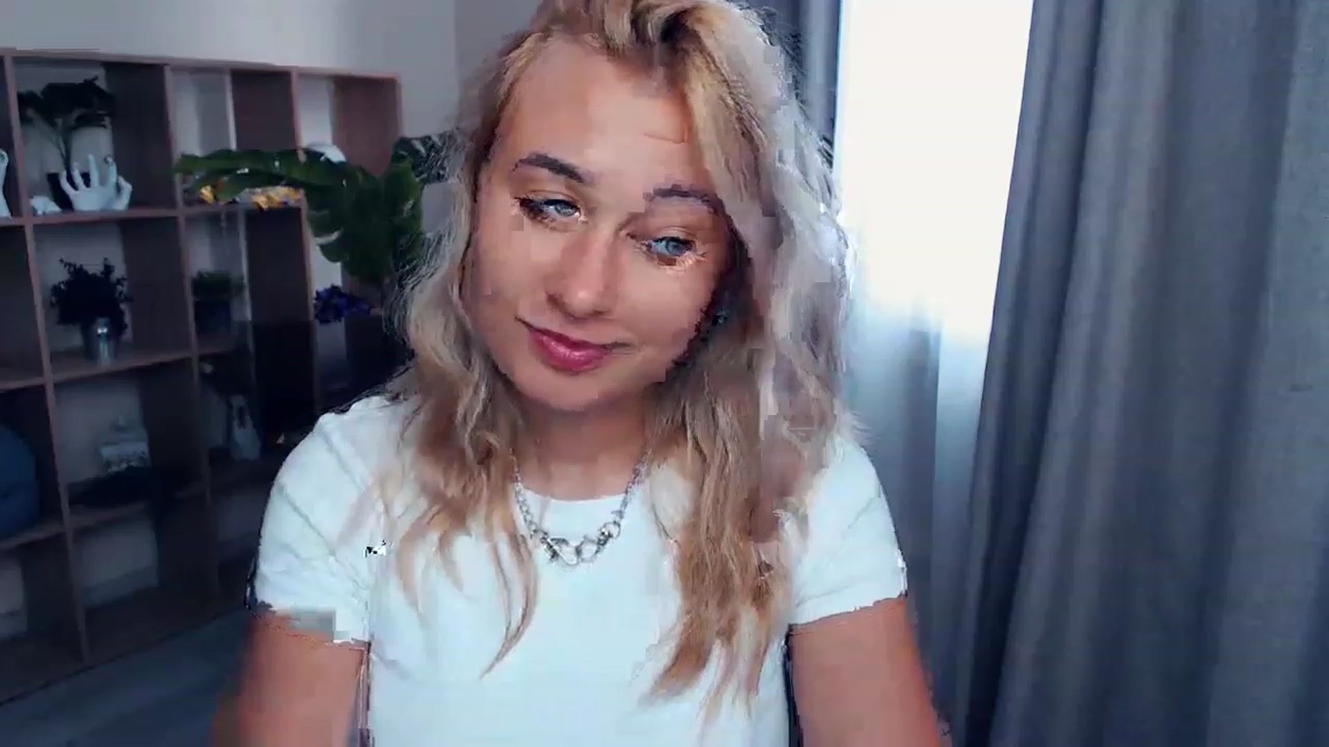 Gallery image thumbnail from Kukla_kolduna's myfreecams stream on, 07/24/2023, 16:12 image 3 of 20