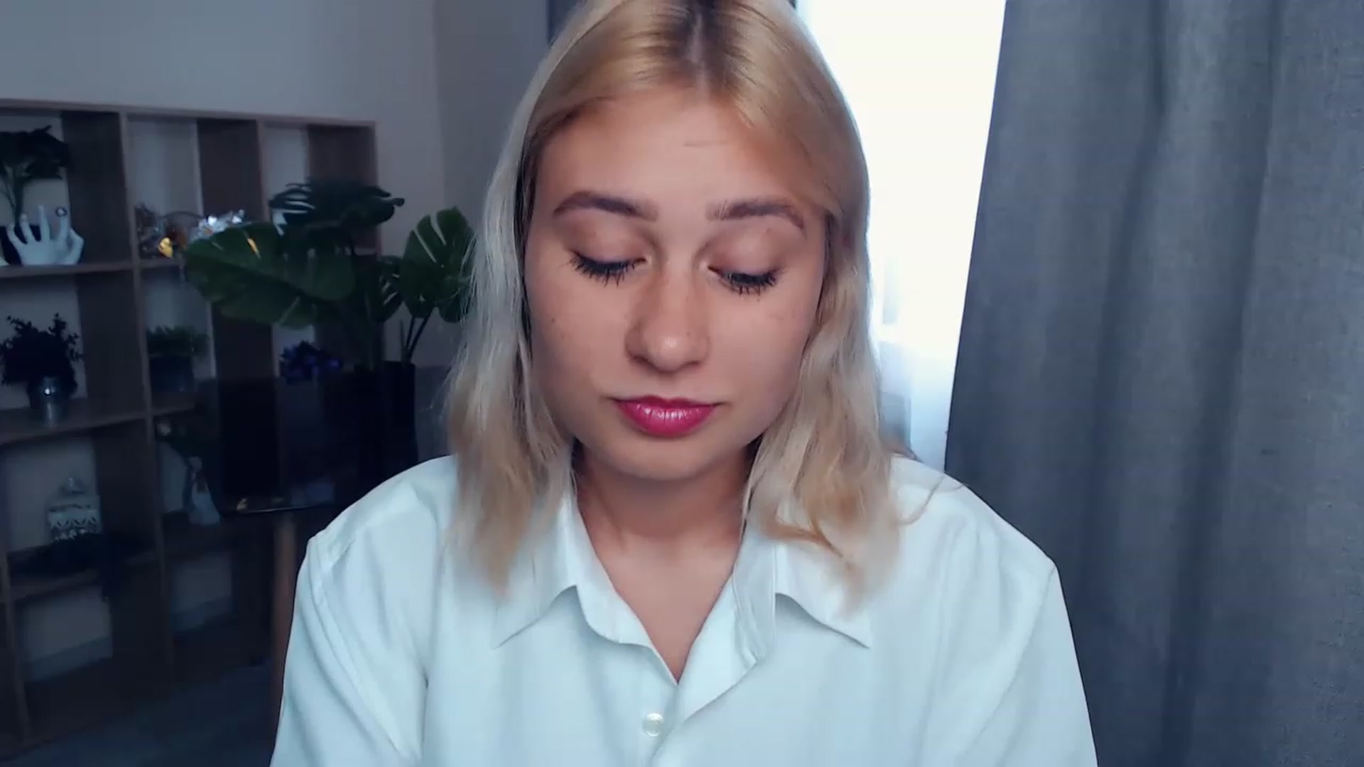 Gallery image thumbnail from Kukla_kolduna's myfreecams stream on, 07/27/2023, 13:26 image 6 of 20