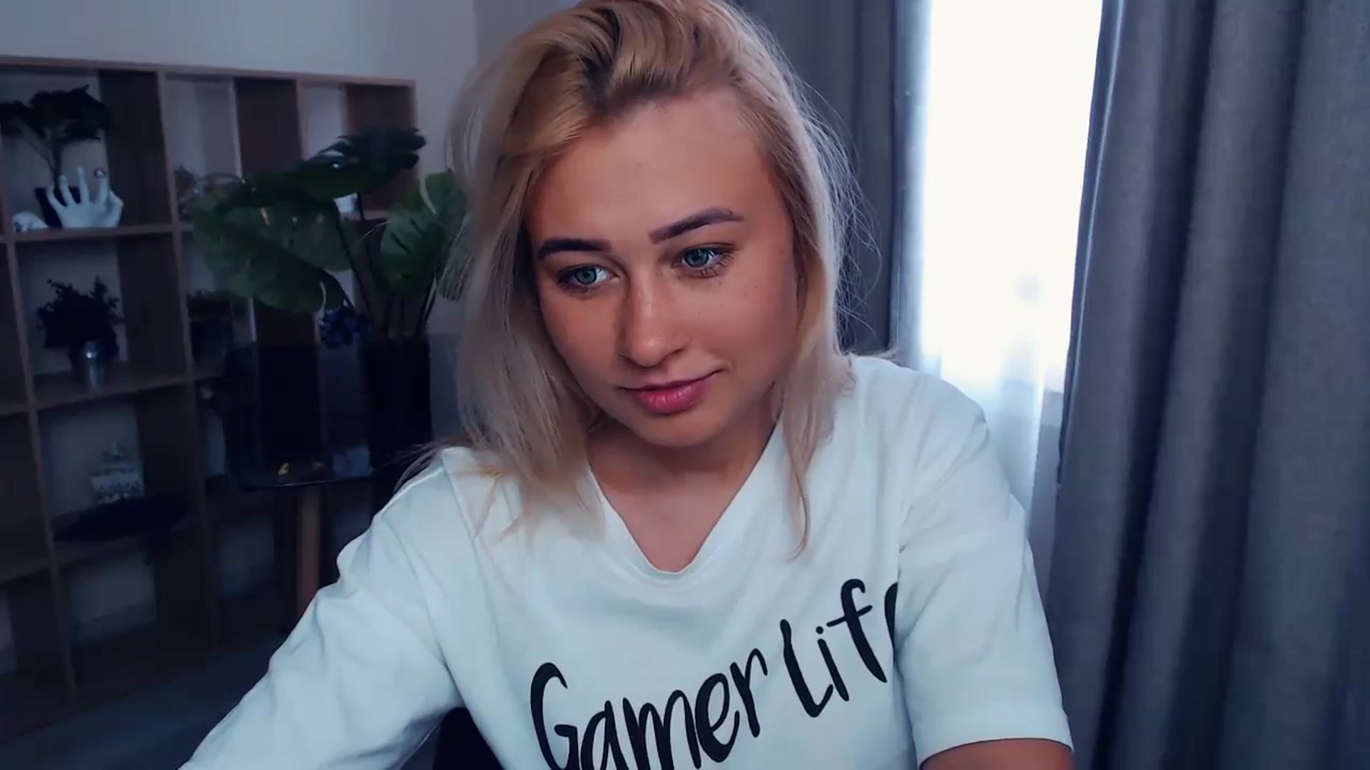 Gallery image thumbnail from Kukla_kolduna's myfreecams stream on, 07/29/2023, 10:42 image 8 of 20