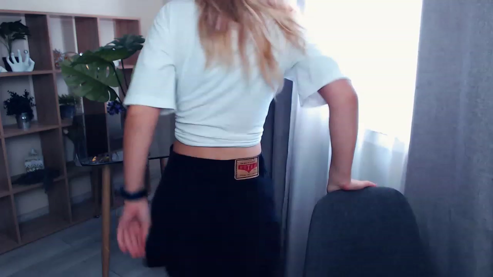 Gallery image thumbnail from Kukla_kolduna's myfreecams stream on, 07/29/2023, 13:16 image 5 of 20
