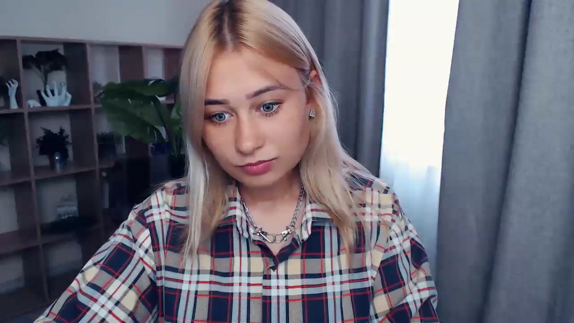 Gallery image thumbnail from Kukla_kolduna's myfreecams stream on, 07/30/2023, 13:13 image 4 of 20