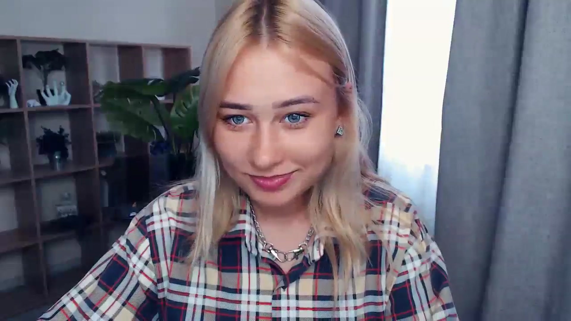 Gallery image thumbnail from Kukla_kolduna's myfreecams stream on, 07/30/2023, 13:13 image 3 of 20