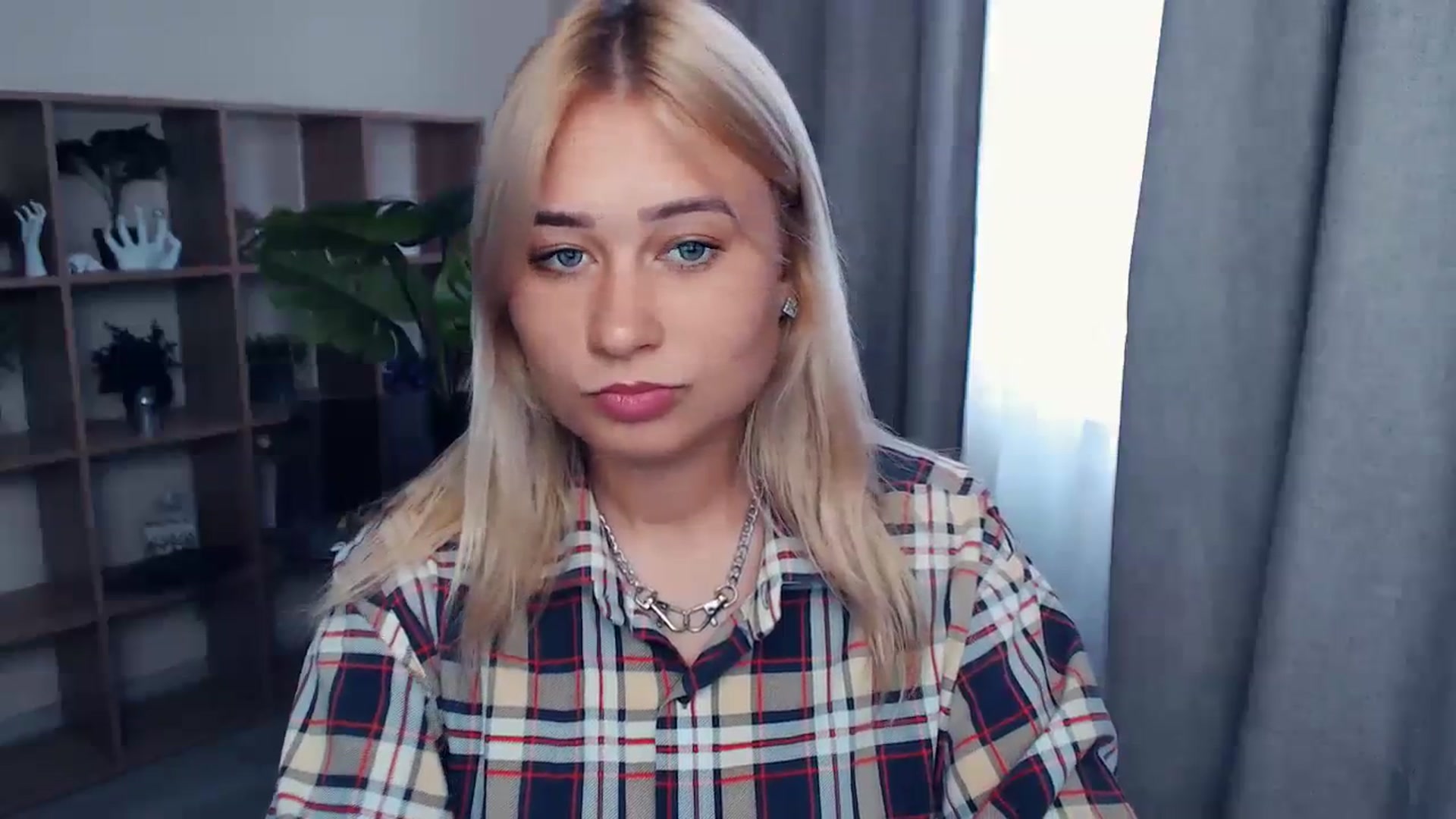 Gallery image thumbnail from Kukla_kolduna's myfreecams stream on, 07/30/2023, 13:13 image 6 of 20