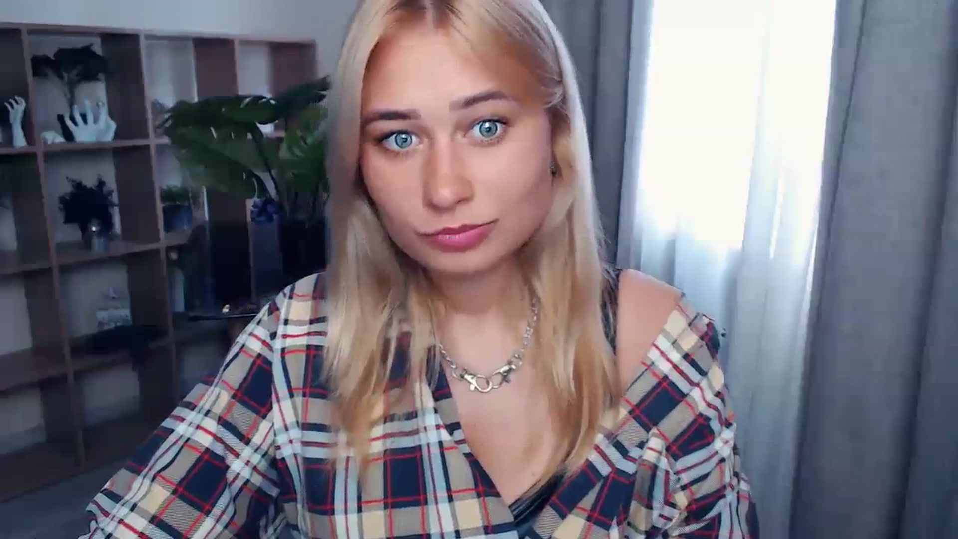 Gallery image thumbnail from Kukla_kolduna's myfreecams stream on, 07/30/2023, 15:53 image 15 of 20