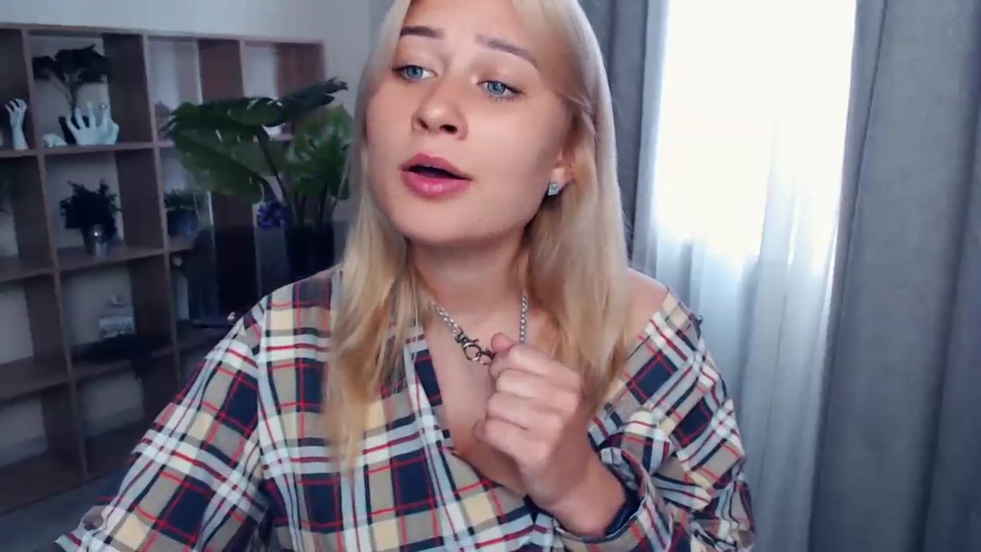 Gallery image thumbnail from Kukla_kolduna's myfreecams stream on, 07/30/2023, 15:53 image 5 of 20