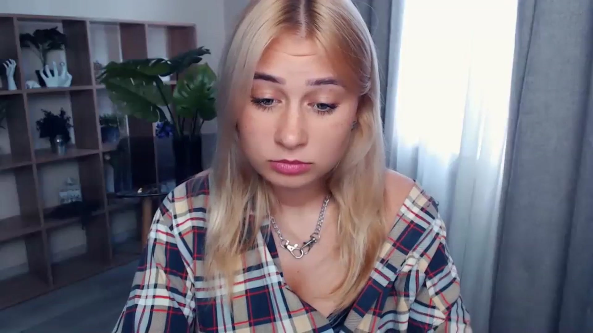 Gallery image thumbnail from Kukla_kolduna's myfreecams stream on, 07/30/2023, 15:53 image 8 of 20