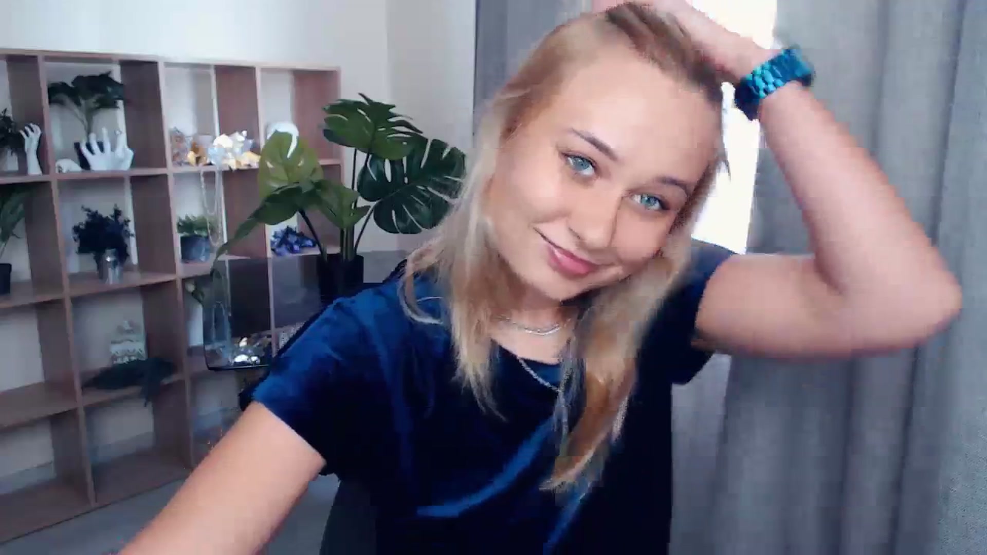 Gallery image thumbnail from Kukla_kolduna's myfreecams stream on, 07/31/2023, 12:54 image 10 of 20
