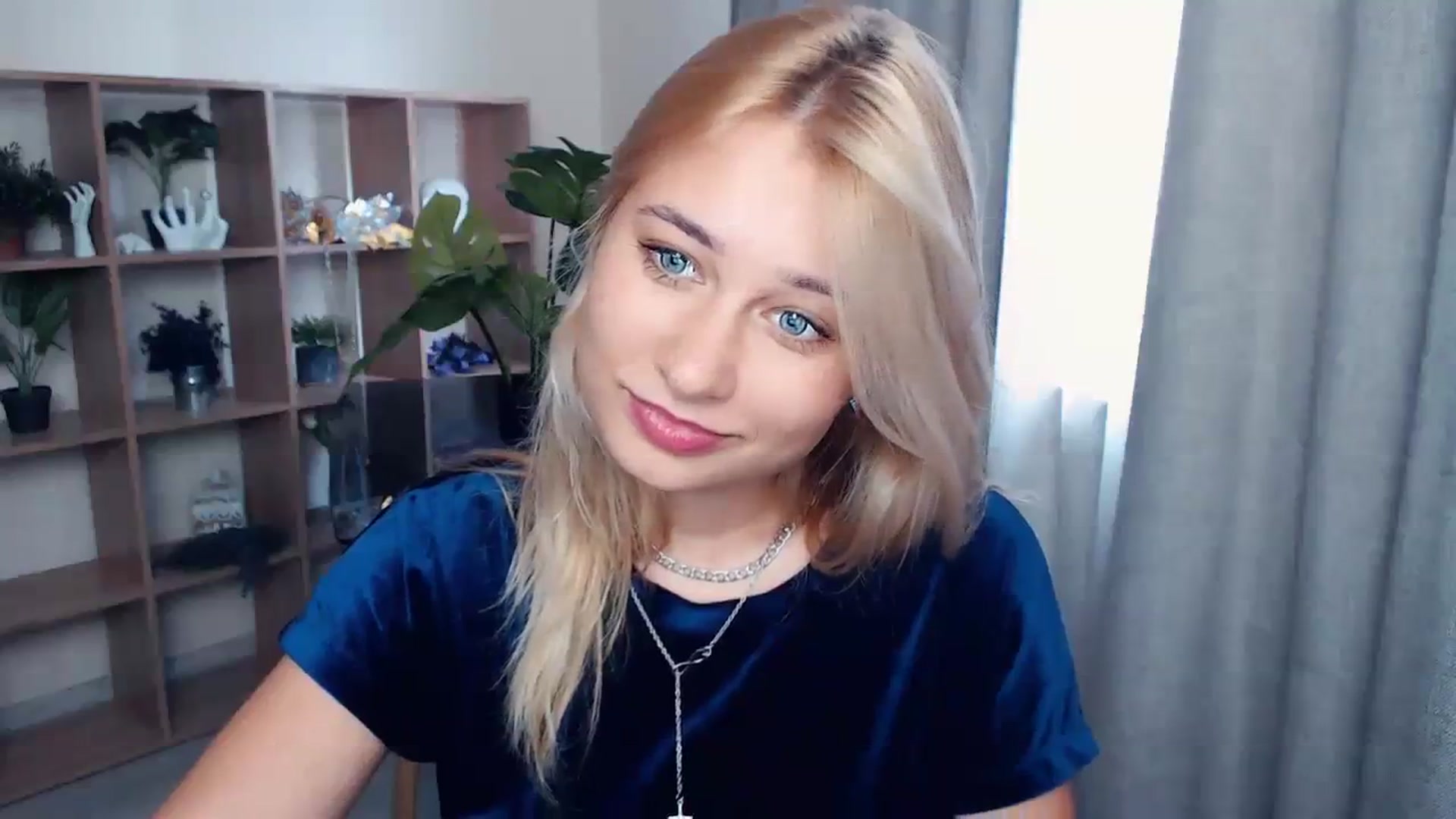 Gallery image thumbnail from Kukla_kolduna's myfreecams stream on, 07/31/2023, 13:30 image 3 of 20
