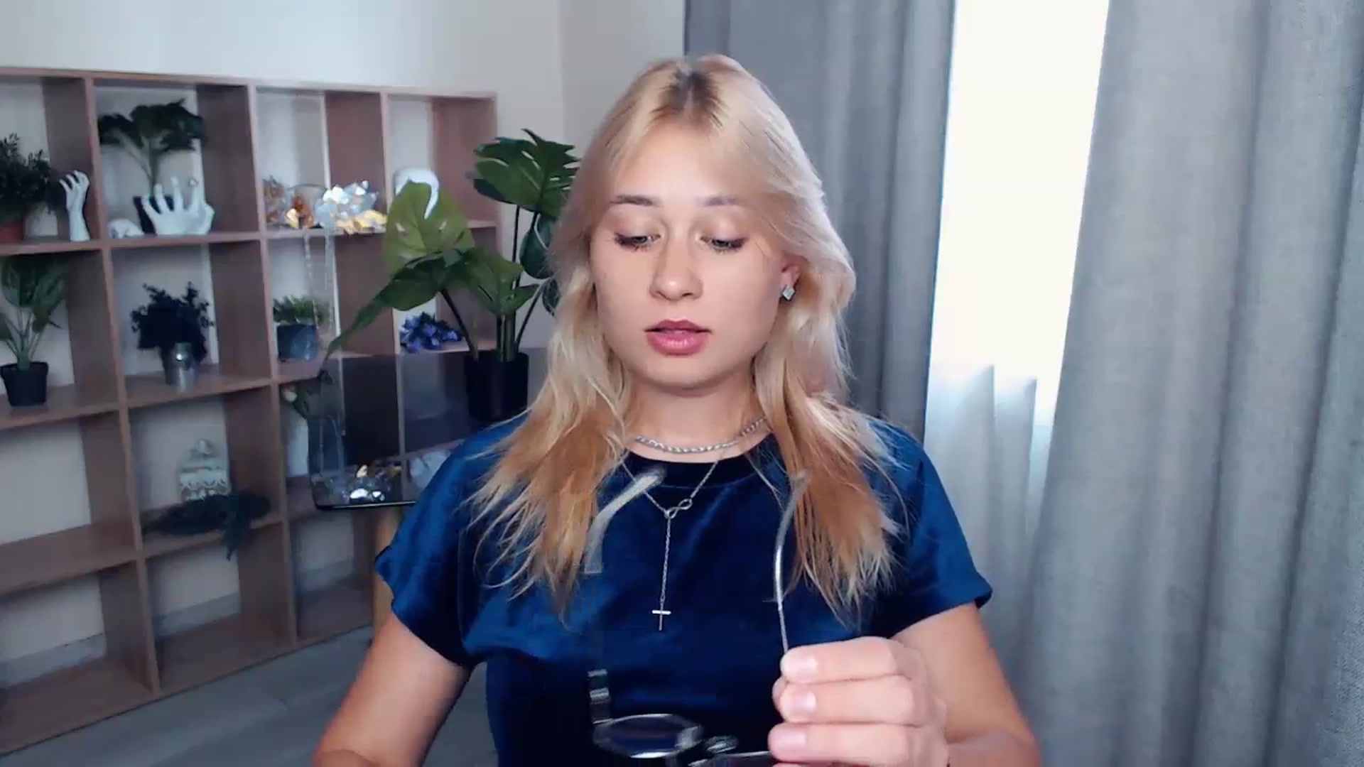 Gallery image thumbnail from Kukla_kolduna's myfreecams stream on, 07/31/2023, 13:30 image 5 of 20