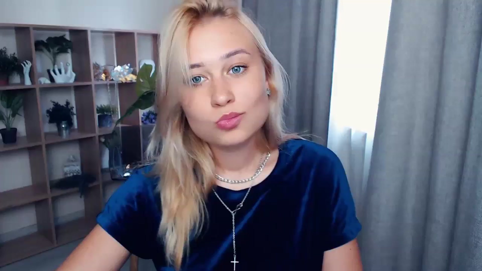 Gallery image thumbnail from Kukla_kolduna's myfreecams stream on, 07/31/2023, 13:30 image 1 of 20
