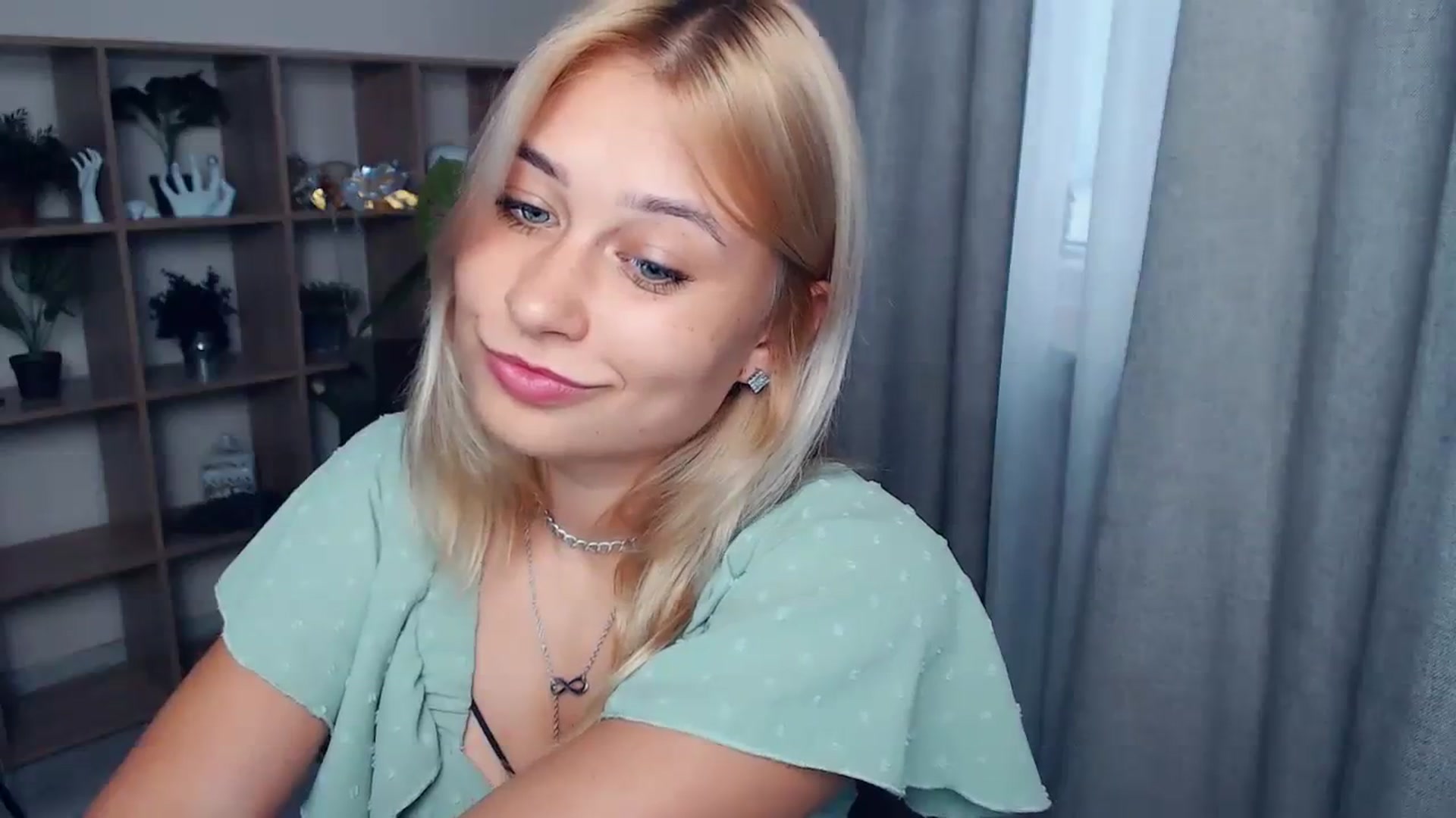 Gallery image thumbnail from Kukla_kolduna's myfreecams stream on, 07/31/2023, 17:25 image 20 of 20