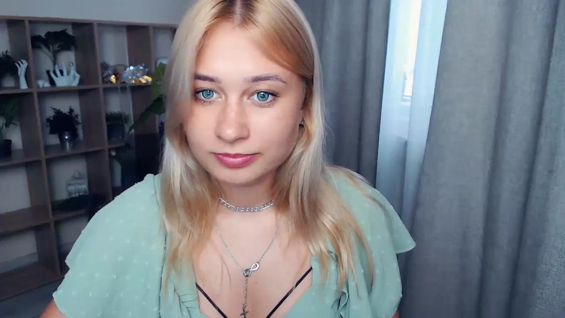 Gallery image thumbnail from Kukla_kolduna's myfreecams stream on, 07/31/2023, 17:25 image 11 of 20