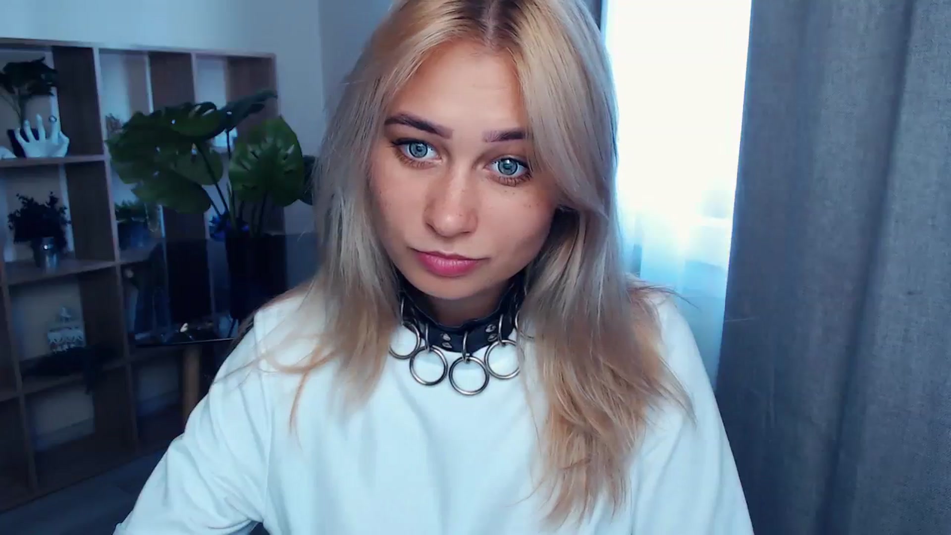 Gallery image thumbnail from Kukla_kolduna's myfreecams stream on, 08/03/2023, 14:17 image 19 of 20