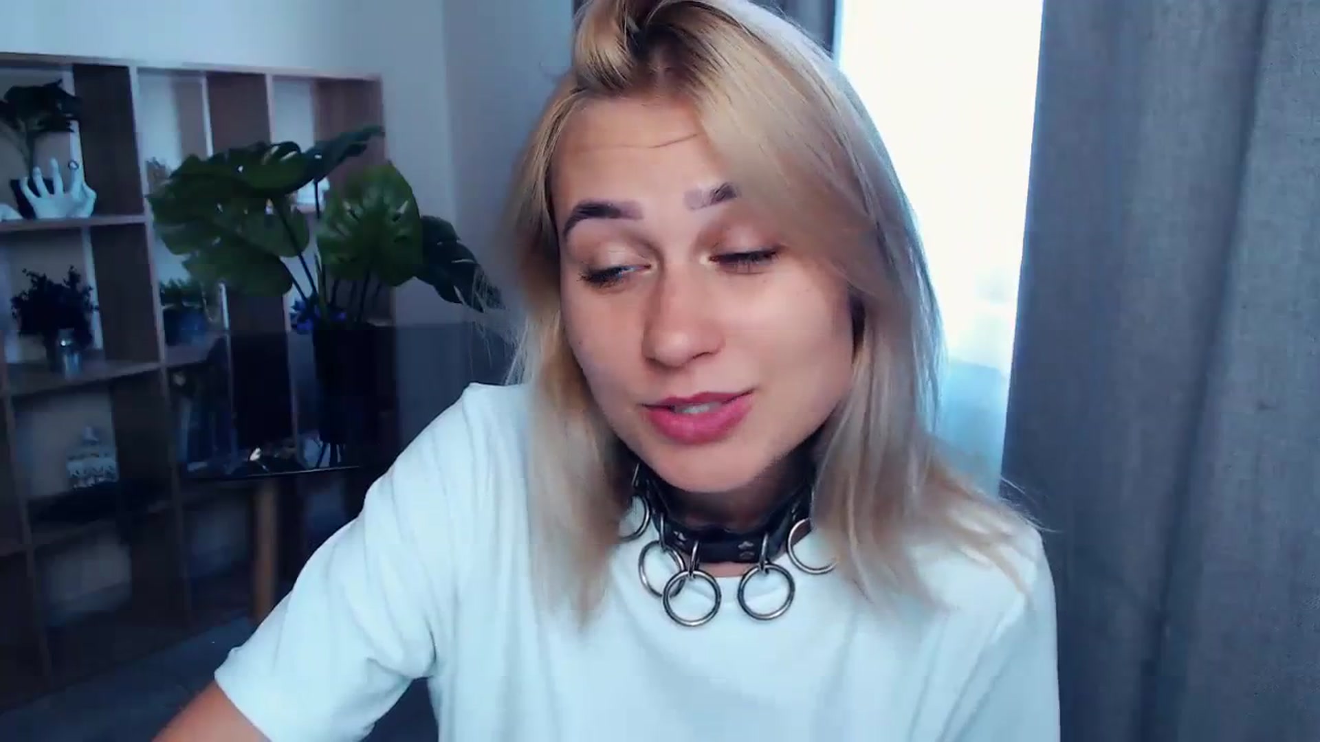 Gallery image thumbnail from Kukla_kolduna's myfreecams stream on, 08/03/2023, 14:17 image 20 of 20