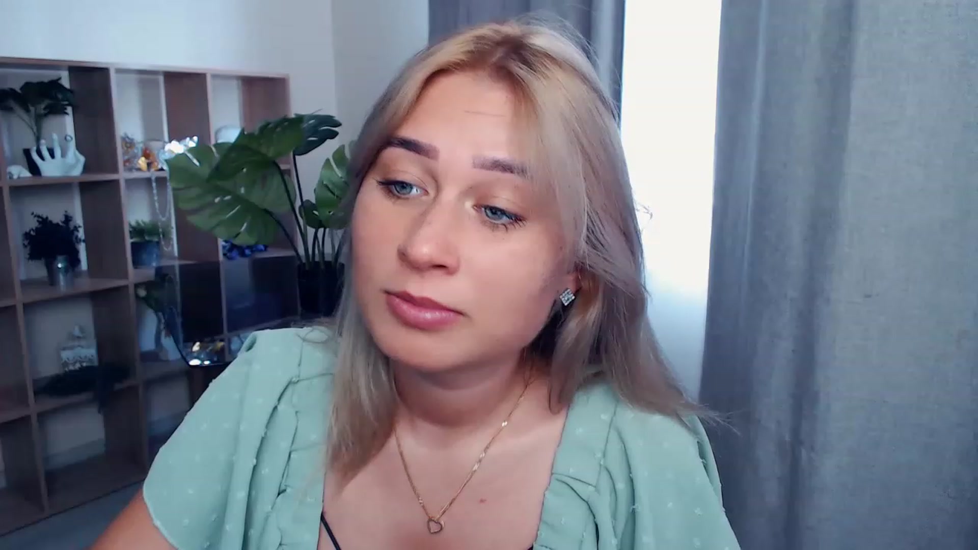 Gallery image thumbnail from Kukla_kolduna's myfreecams stream on, 08/12/2023, 13:49 image 18 of 20
