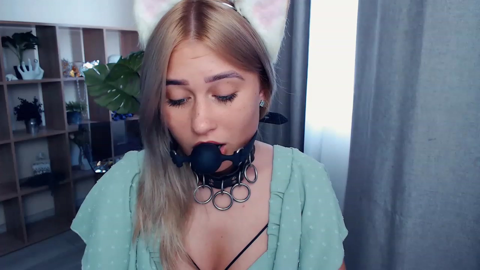 Gallery image thumbnail from Kukla_kolduna's myfreecams stream on, 08/12/2023, 13:49 image 8 of 20