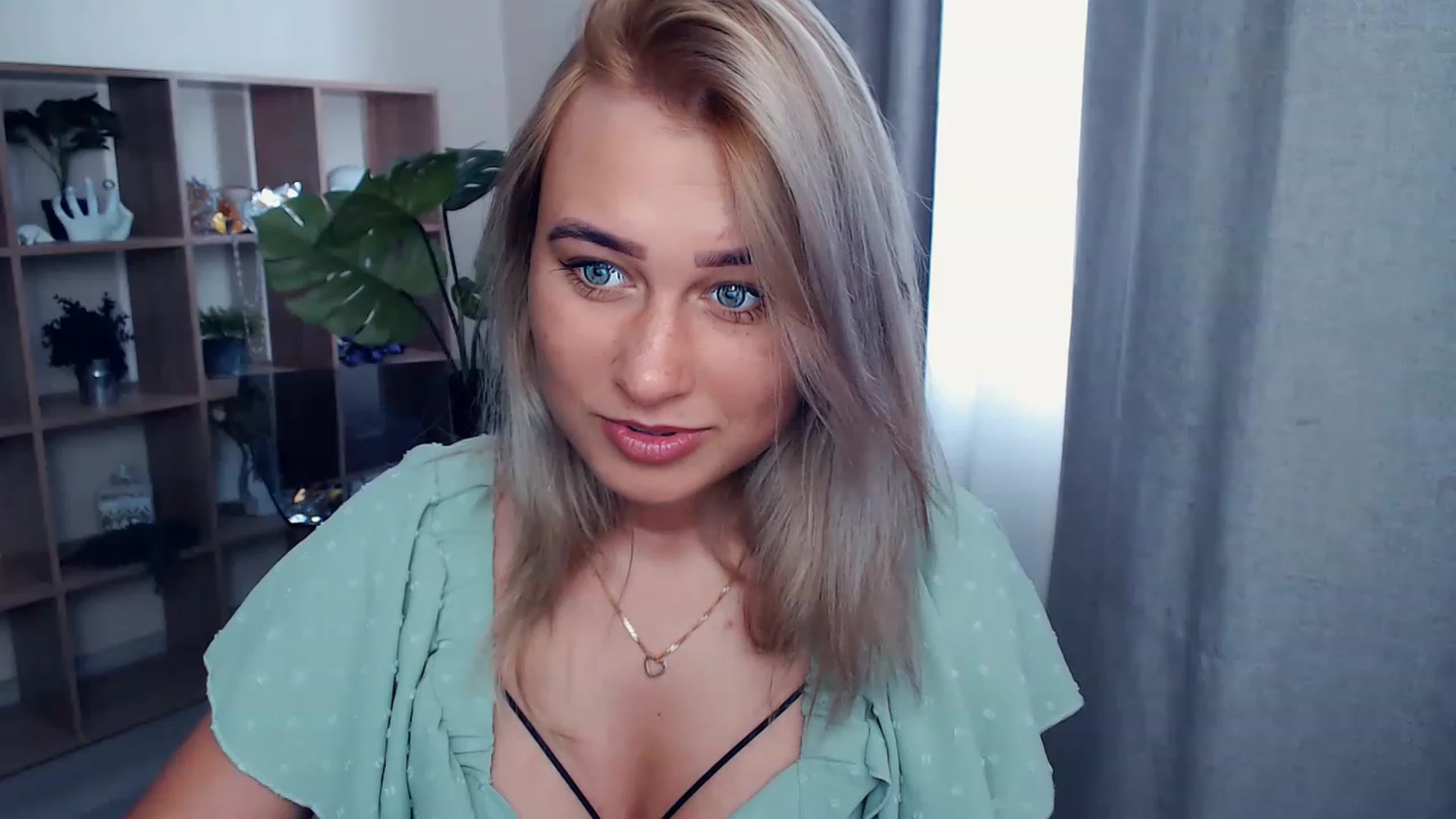Gallery image thumbnail from Kukla_kolduna's myfreecams stream on, 08/12/2023, 13:49 image 4 of 20