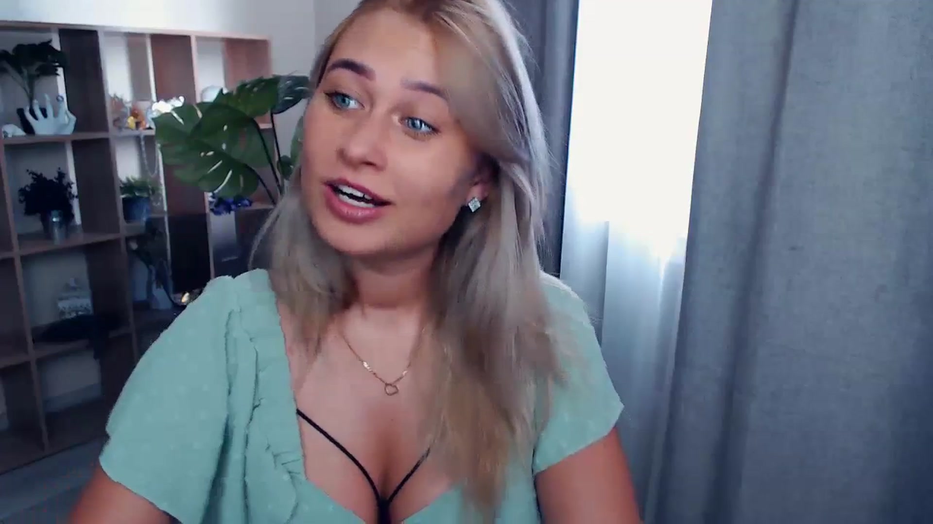 Gallery image thumbnail from Kukla_kolduna's myfreecams stream on, 08/12/2023, 16:36 image 2 of 20