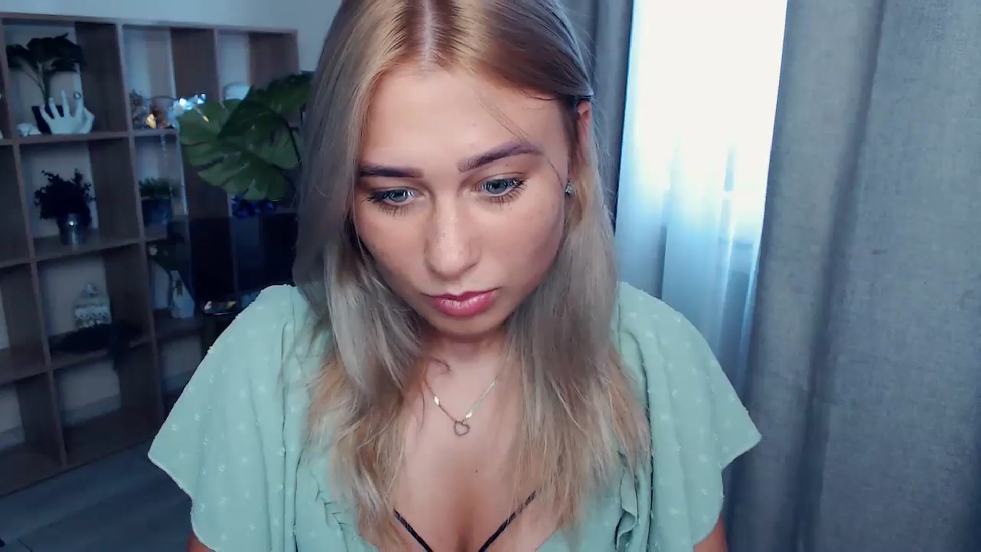 Gallery image thumbnail from Kukla_kolduna's myfreecams stream on, 08/12/2023, 16:36 image 17 of 20