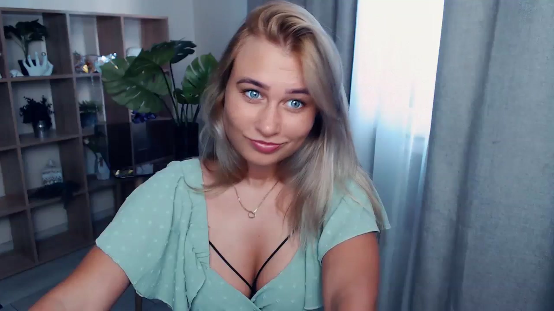 Gallery image thumbnail from Kukla_kolduna's myfreecams stream on, 08/12/2023, 16:36 image 19 of 20