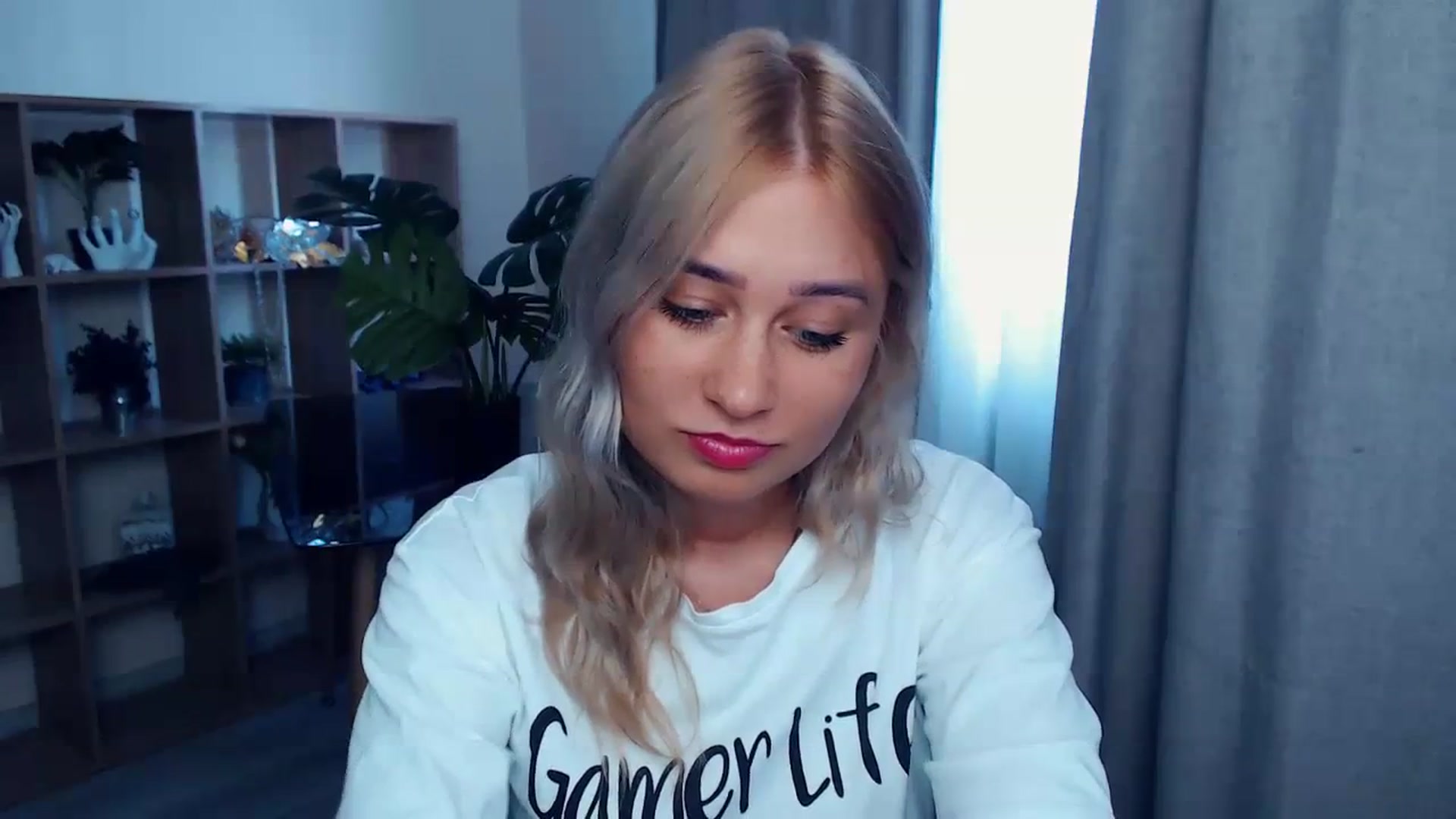 Gallery image thumbnail from Kukla_kolduna's myfreecams stream on, 08/13/2023, 13:07 image 2 of 20