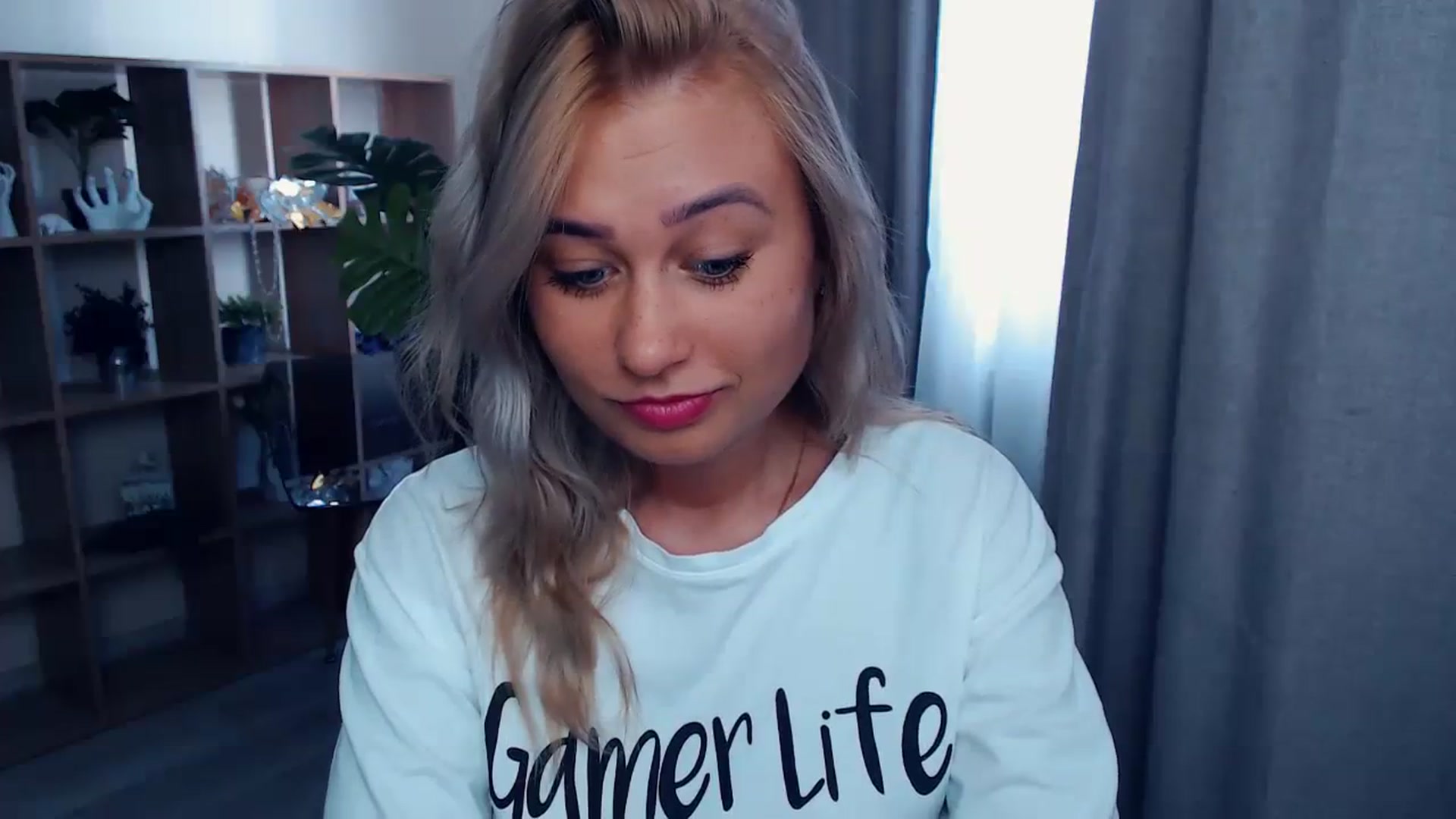Gallery image thumbnail from Kukla_kolduna's myfreecams stream on, 08/13/2023, 13:07 image 11 of 20