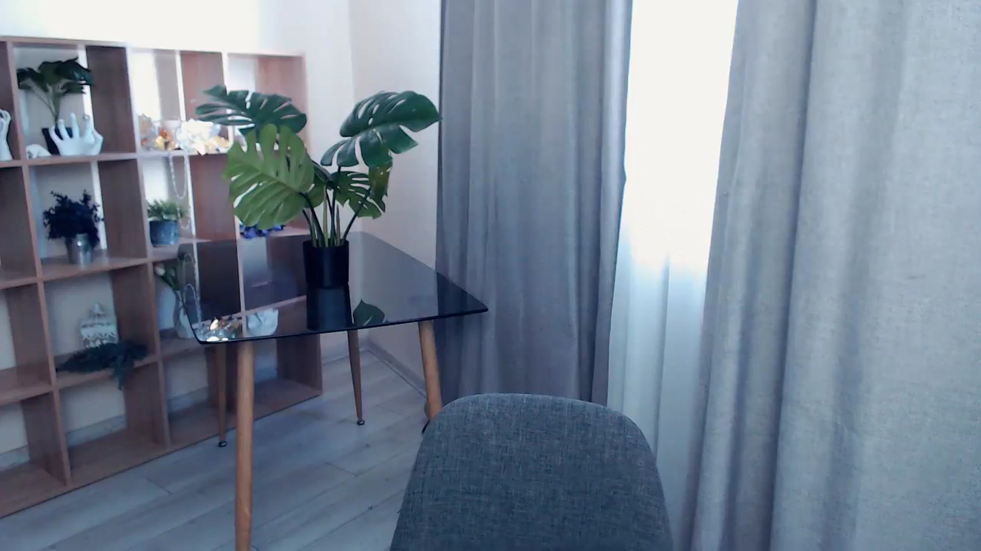 Gallery image thumbnail from Kukla_kolduna's myfreecams stream on, 08/13/2023, 13:07 image 14 of 20