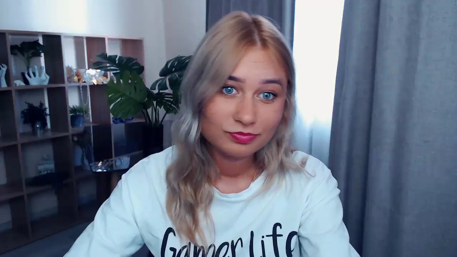 Gallery image thumbnail from Kukla_kolduna's myfreecams stream on, 08/13/2023, 13:07 image 5 of 20