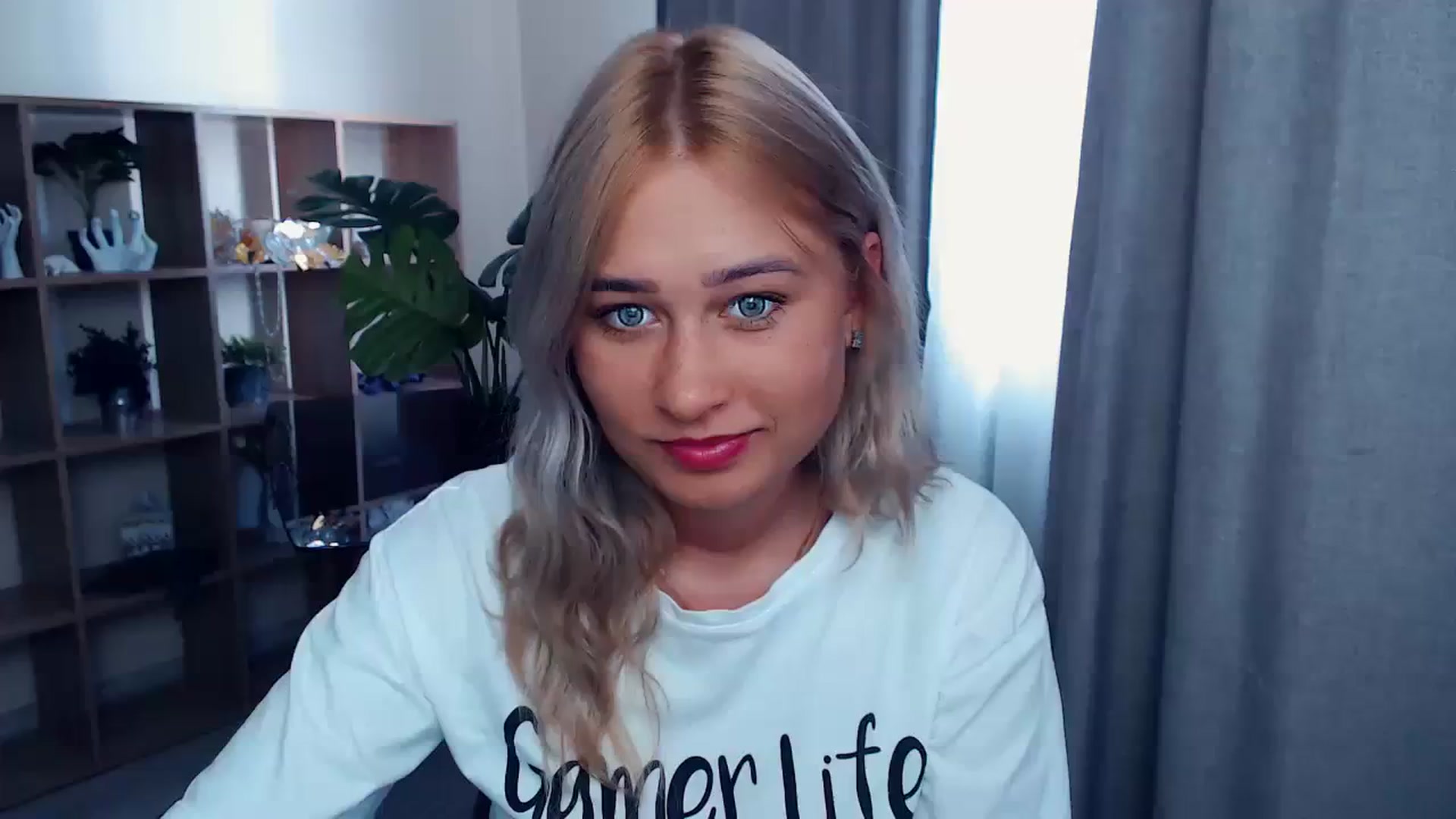 Gallery image thumbnail from Kukla_kolduna's myfreecams stream on, 08/13/2023, 13:07 image 1 of 20