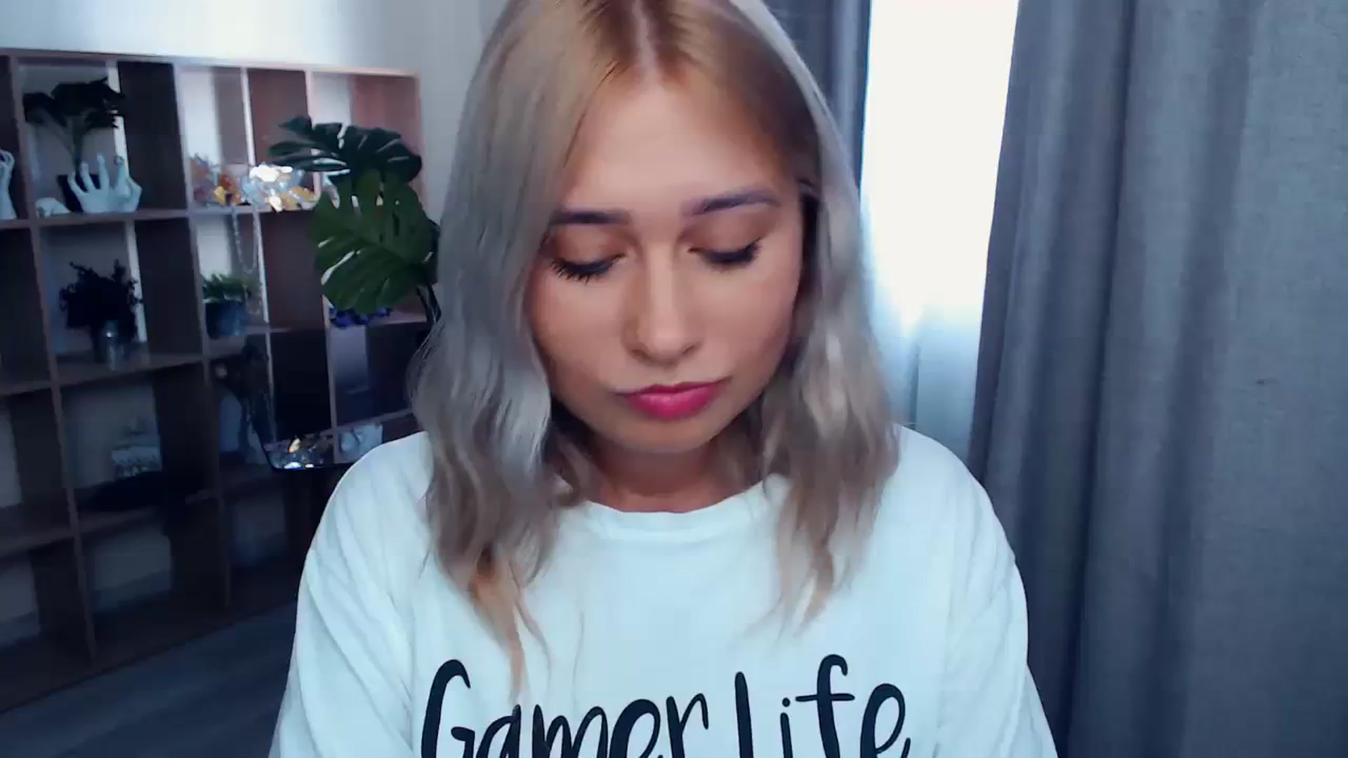 Gallery image thumbnail from Kukla_kolduna's myfreecams stream on, 08/13/2023, 14:26 image 9 of 20