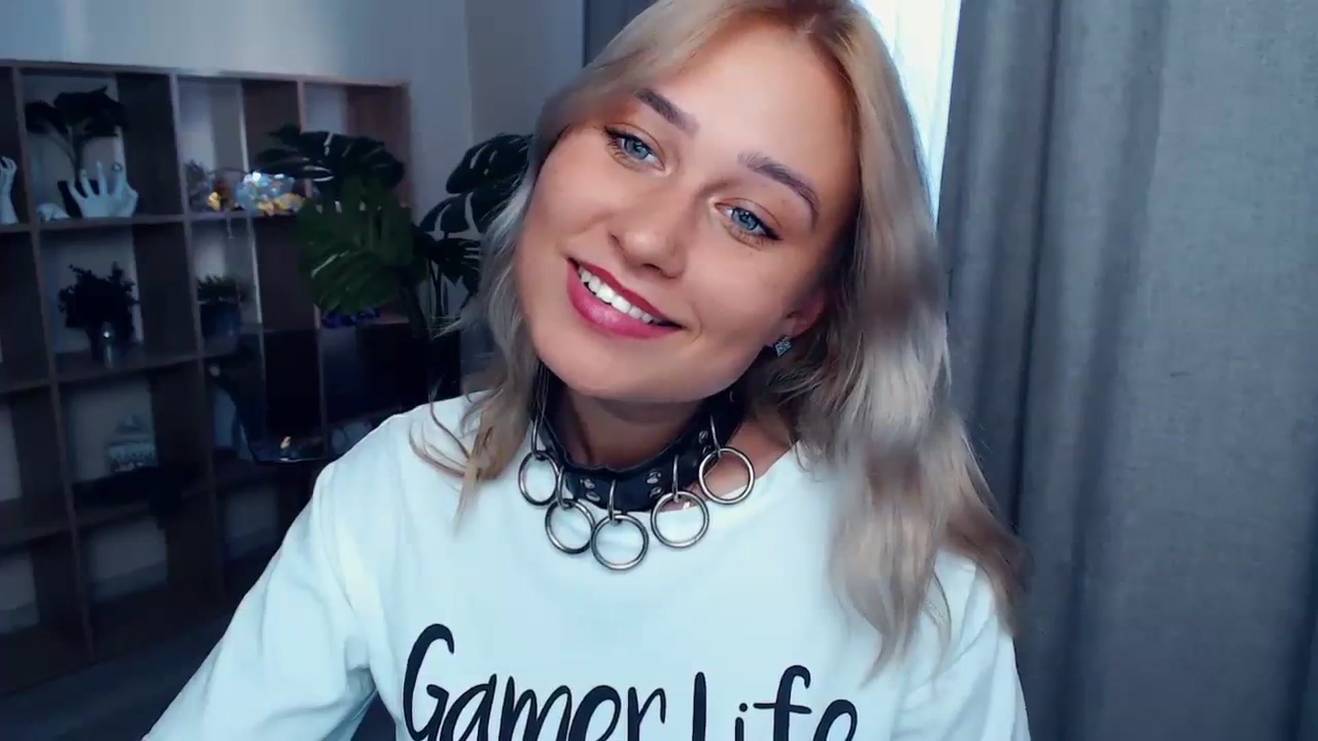 Gallery image thumbnail from Kukla_kolduna's myfreecams stream on, 08/13/2023, 17:18 image 5 of 20