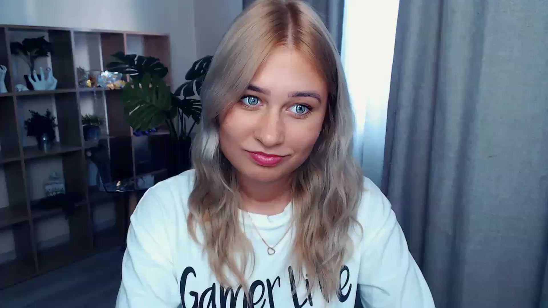 Gallery image thumbnail from Kukla_kolduna's myfreecams stream on, 08/13/2023, 17:18 image 1 of 20