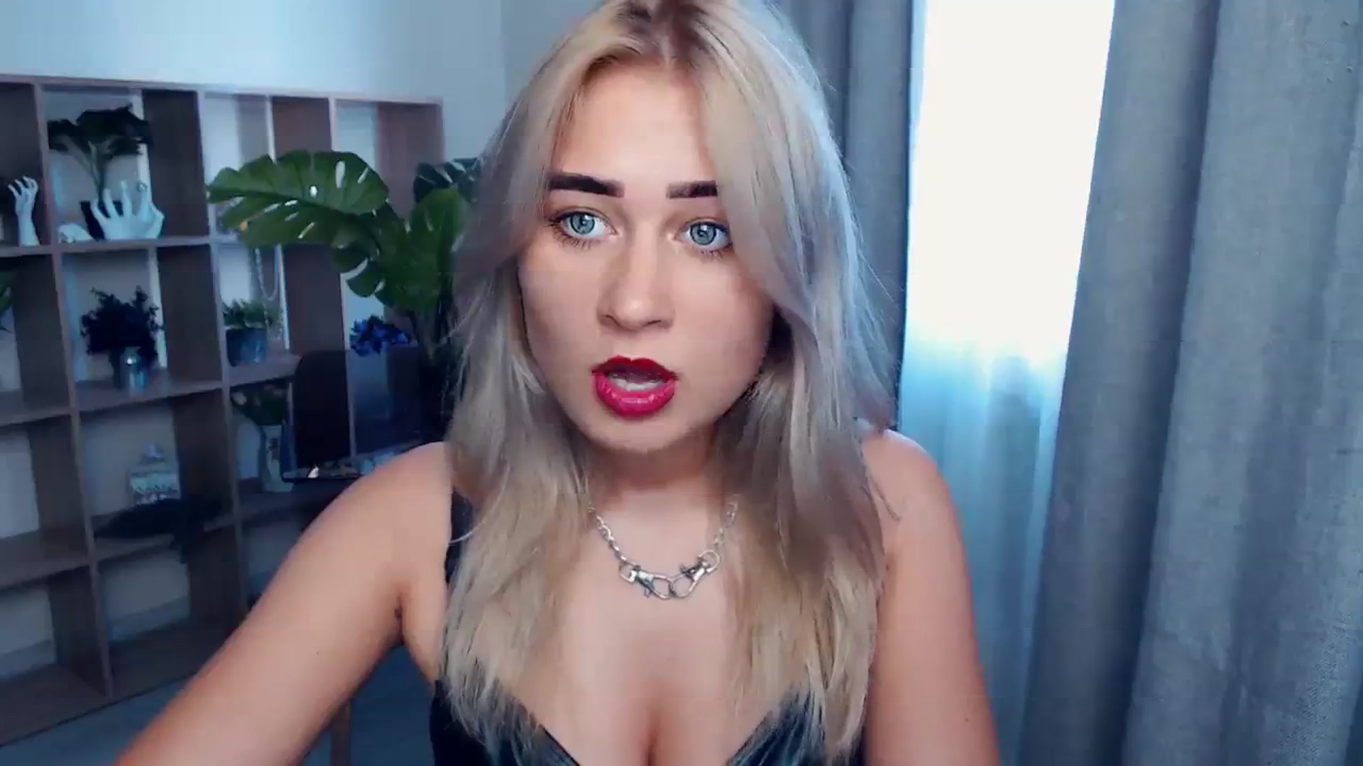 Gallery image thumbnail from Kukla_kolduna's myfreecams stream on, 08/17/2023, 14:19 image 15 of 20