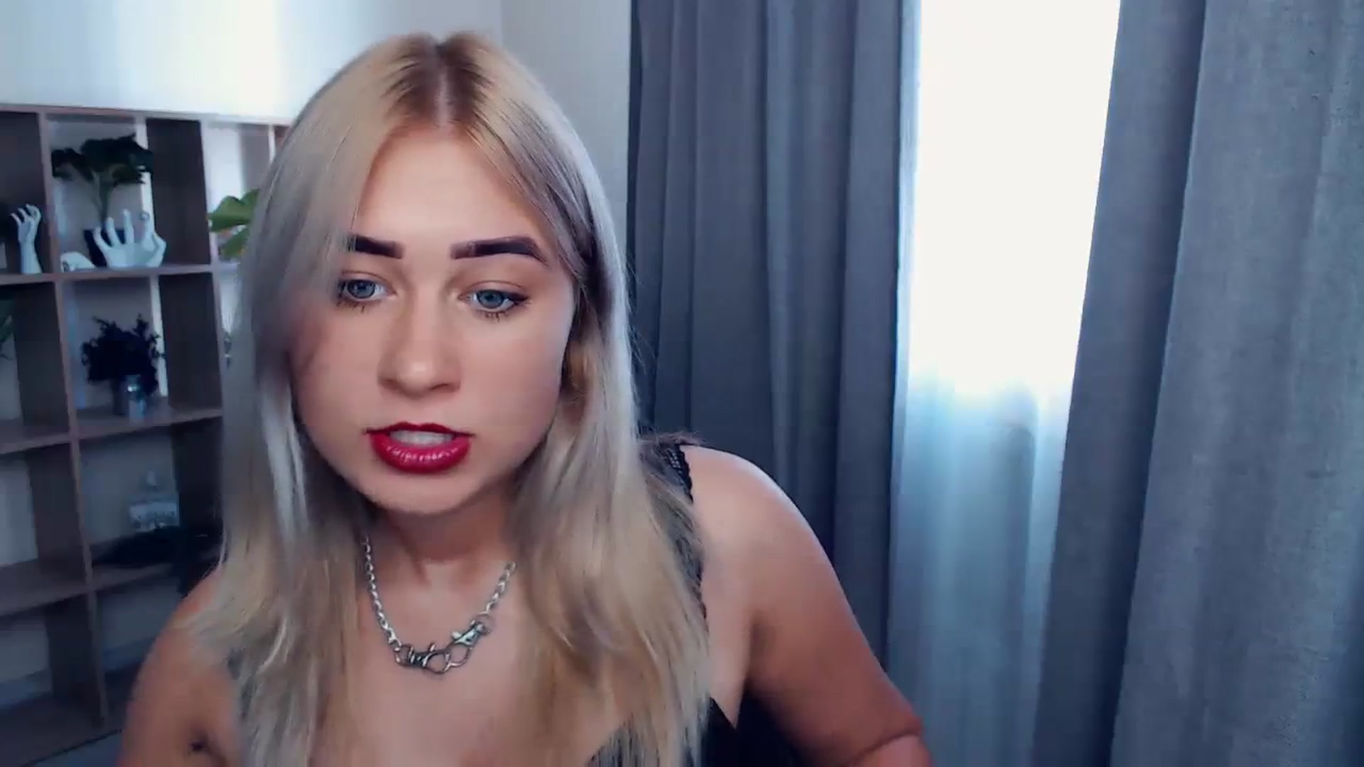 Gallery image thumbnail from Kukla_kolduna's myfreecams stream on, 08/17/2023, 14:19 image 7 of 20