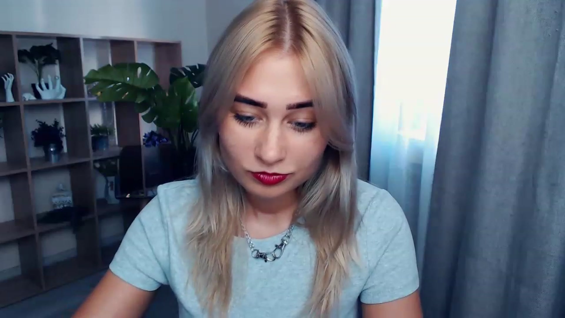 Gallery image thumbnail from Kukla_kolduna's myfreecams stream on, 08/17/2023, 16:51 image 9 of 20
