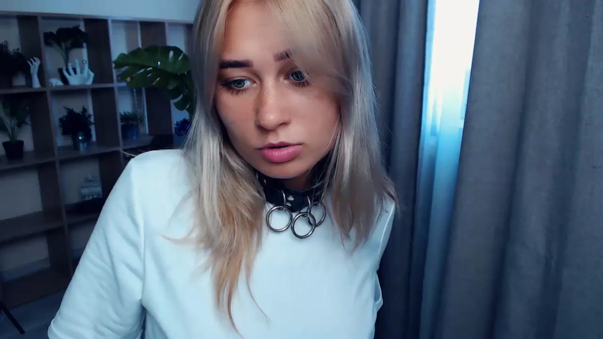Gallery image thumbnail from Kukla_kolduna's myfreecams stream on, 08/18/2023, 13:59 image 19 of 20