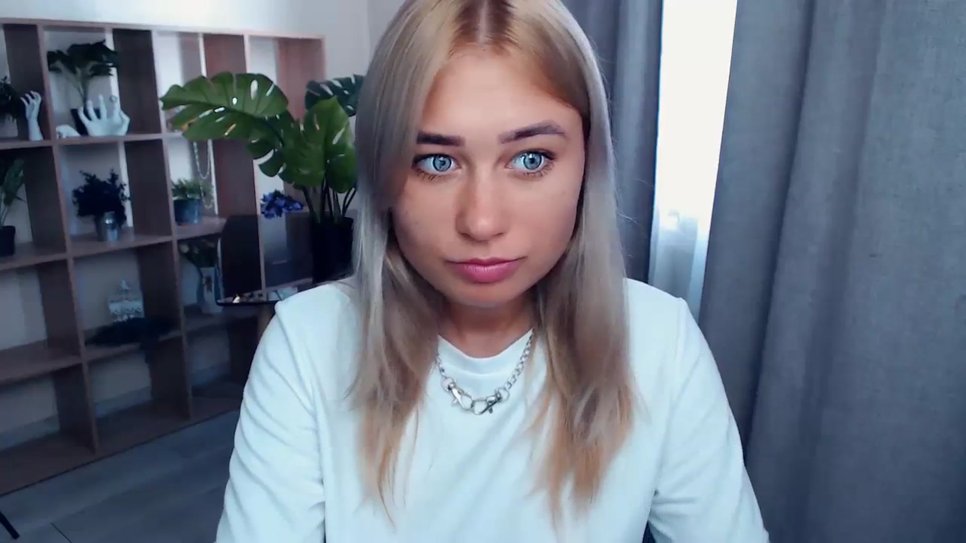 Gallery image thumbnail from Kukla_kolduna's myfreecams stream on, 08/18/2023, 13:59 image 14 of 20