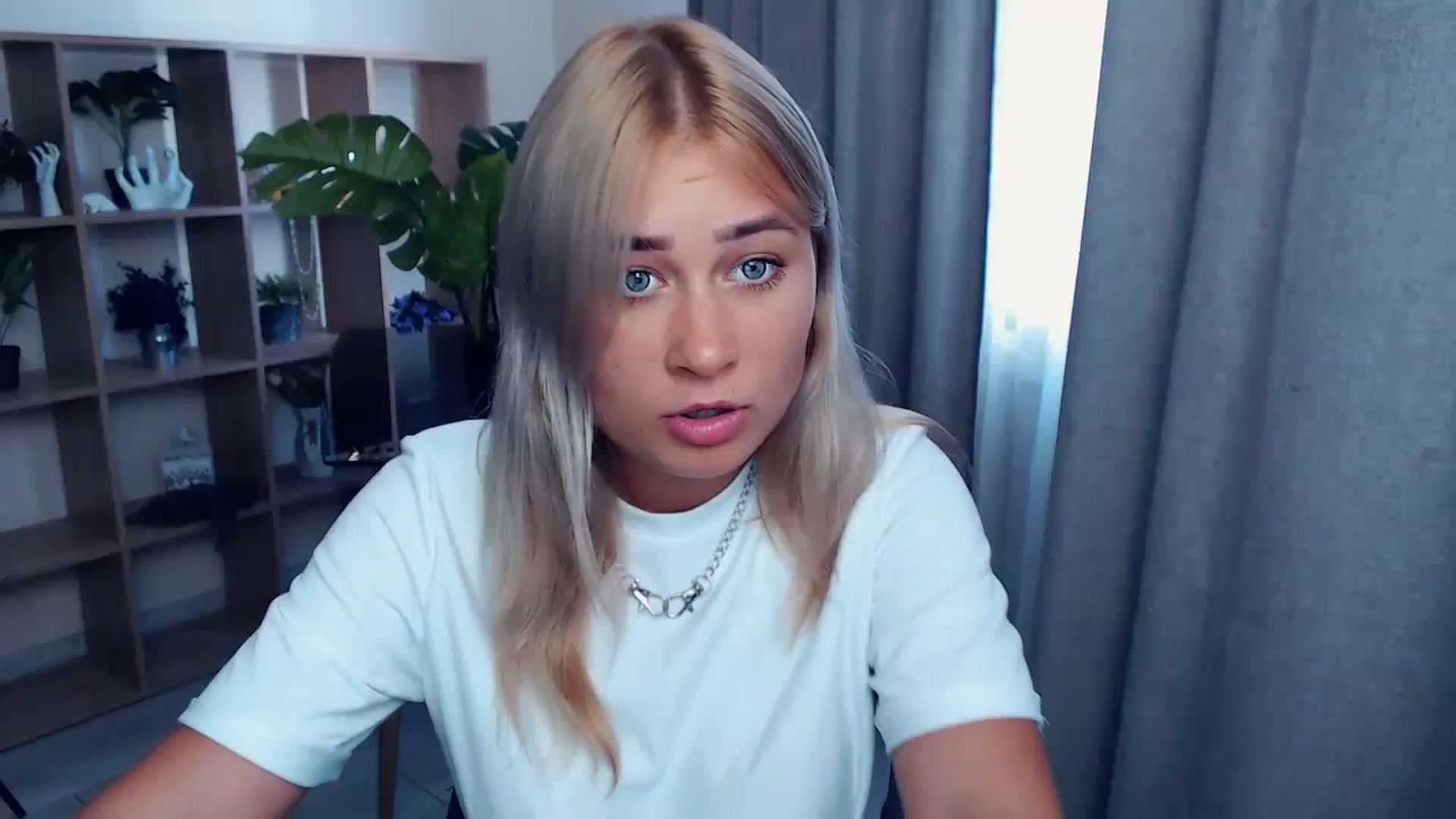 Gallery image thumbnail from Kukla_kolduna's myfreecams stream on, 08/18/2023, 13:59 image 5 of 20