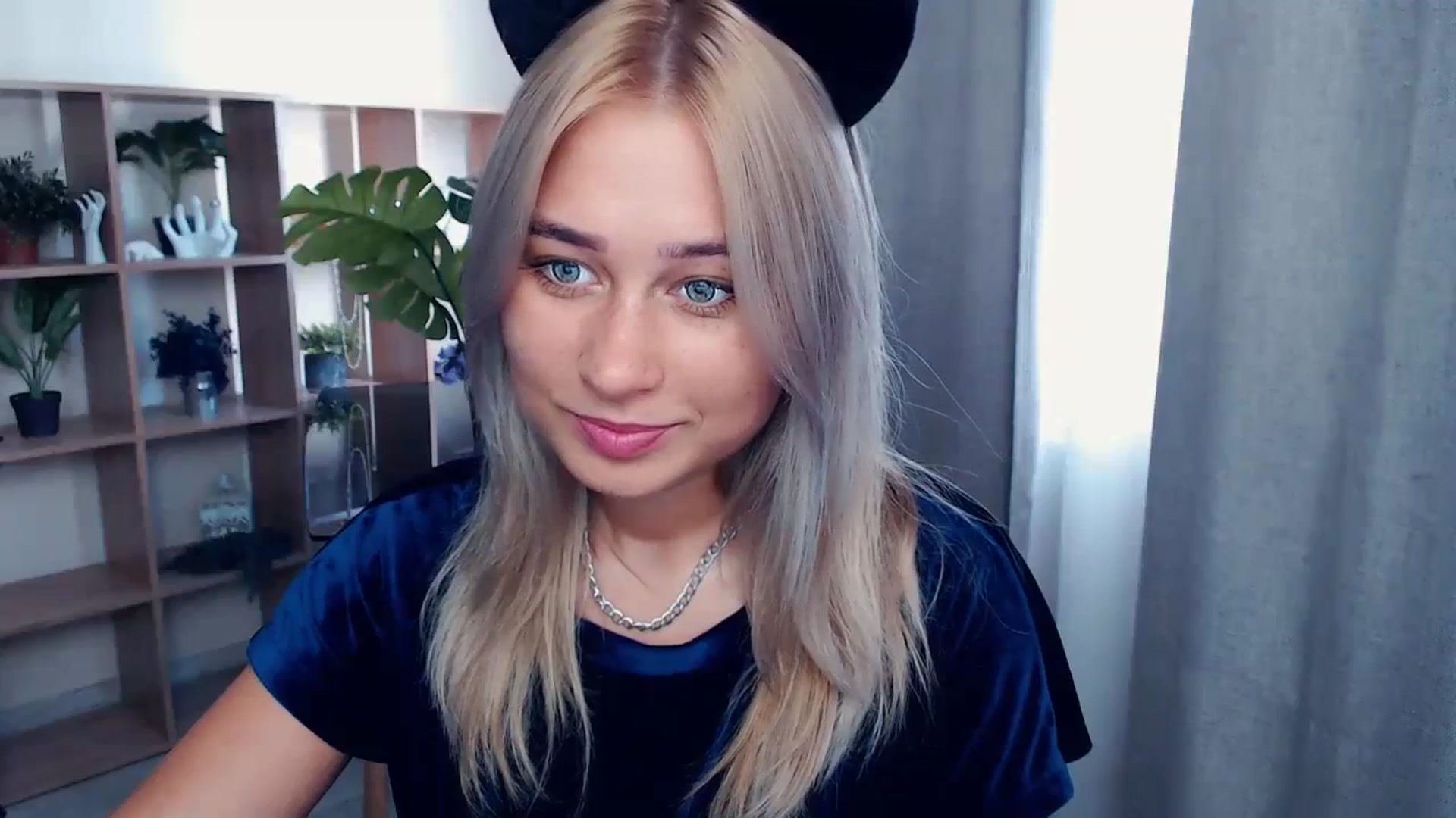 Gallery image thumbnail from Kukla_kolduna's myfreecams stream on, 08/19/2023, 13:59 image 14 of 20