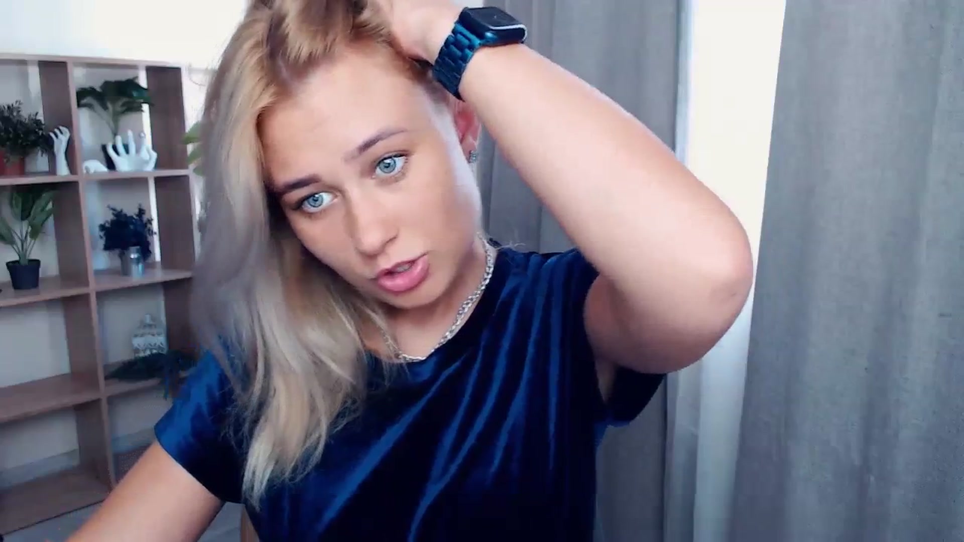 Gallery image thumbnail from Kukla_kolduna's myfreecams stream on, 08/19/2023, 13:59 image 7 of 20
